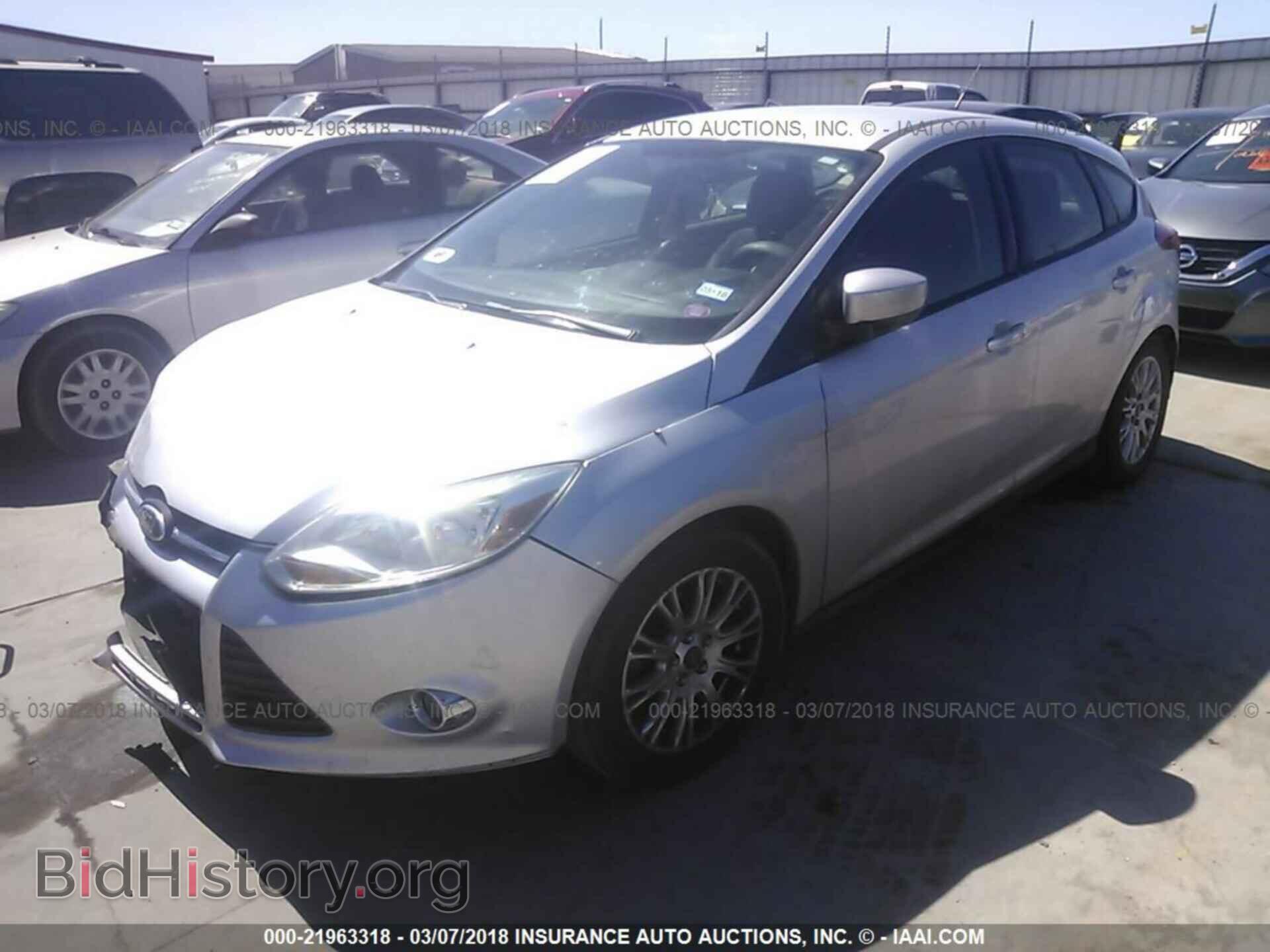 2012 Ford Focus - VIN: 1FAHP3K2XCL394520 - Photo 2