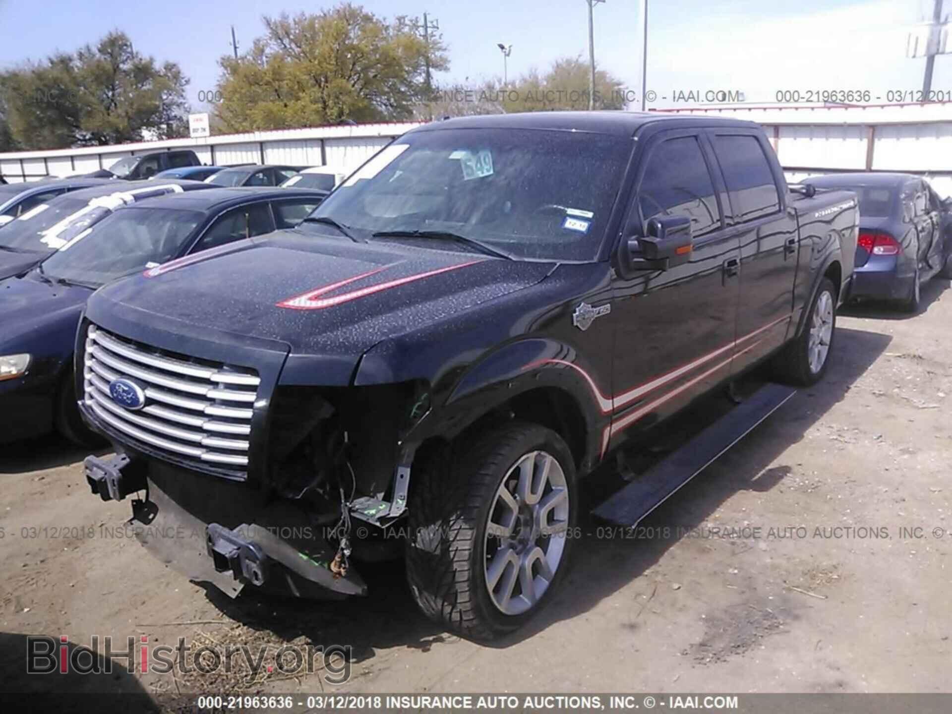 2011 Ford F150 - VIN: 1FTFW1E68BFA84791 - Фото 2