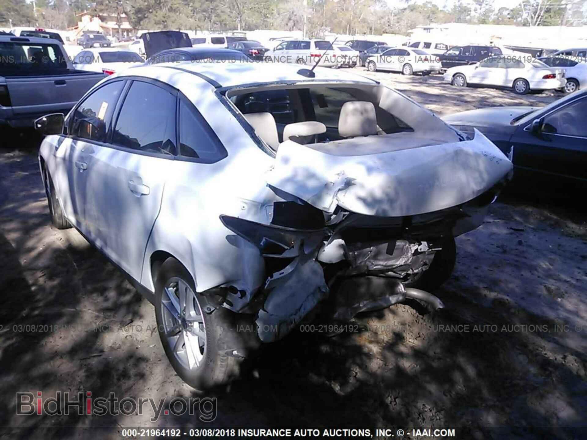 2016 Ford Focus - VIN: 1FADP3F20GL201404 - Photo 3