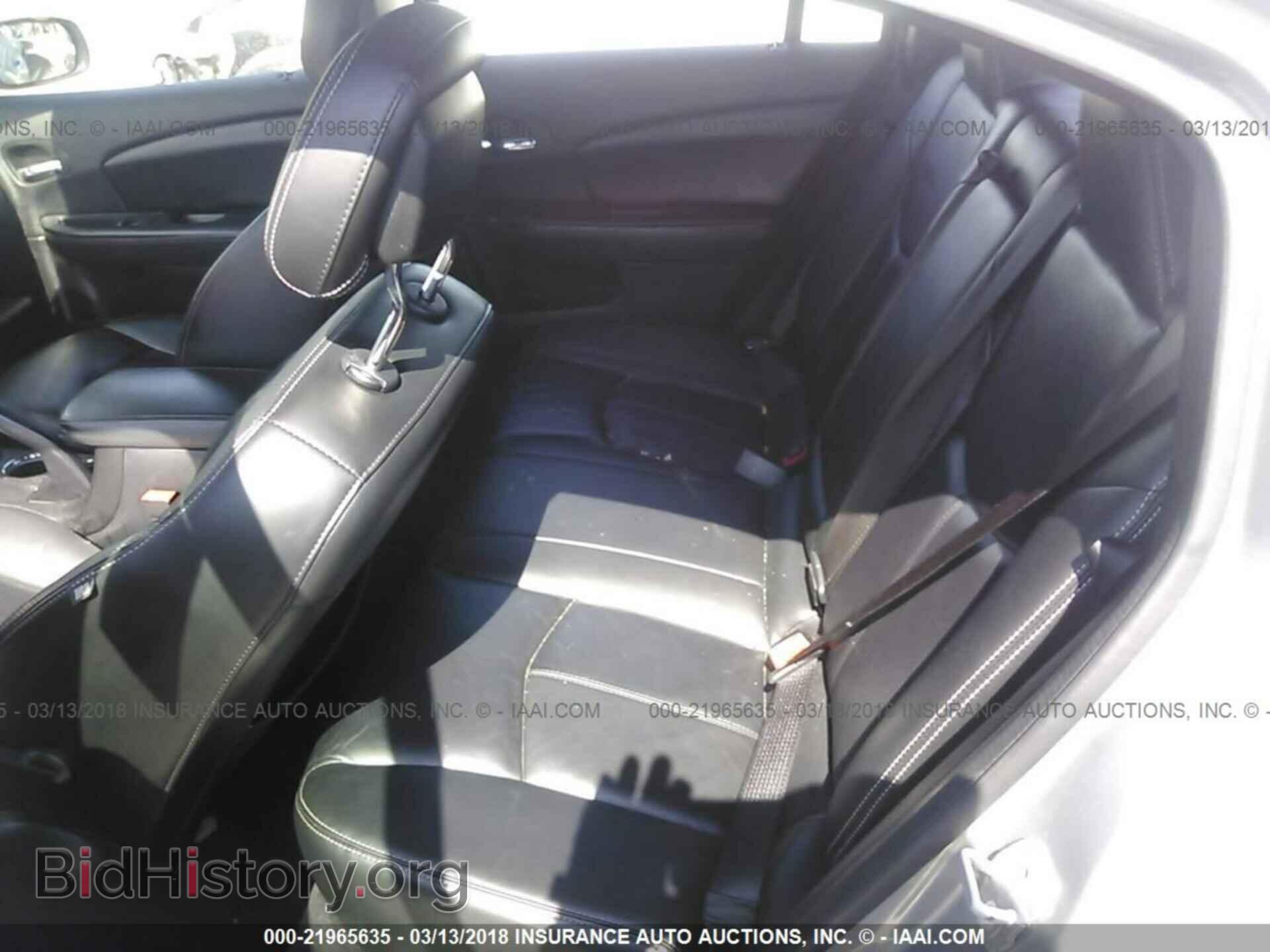 2014 Chrysler 200 - VIN: 1C3CCBCG5EN100392 - Photo 8