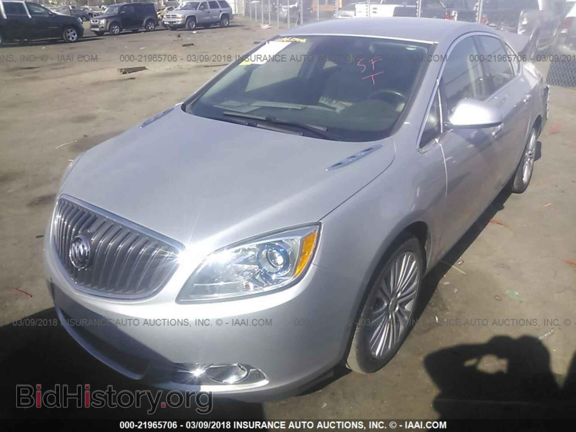 2014 Buick Verano - VIN: 1G4PP5SK4E4138514 - Photo 2