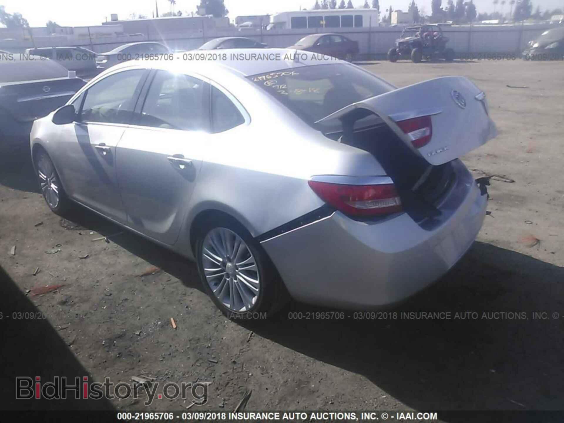 2014 Buick Verano - VIN: 1G4PP5SK4E4138514 - Photo 3