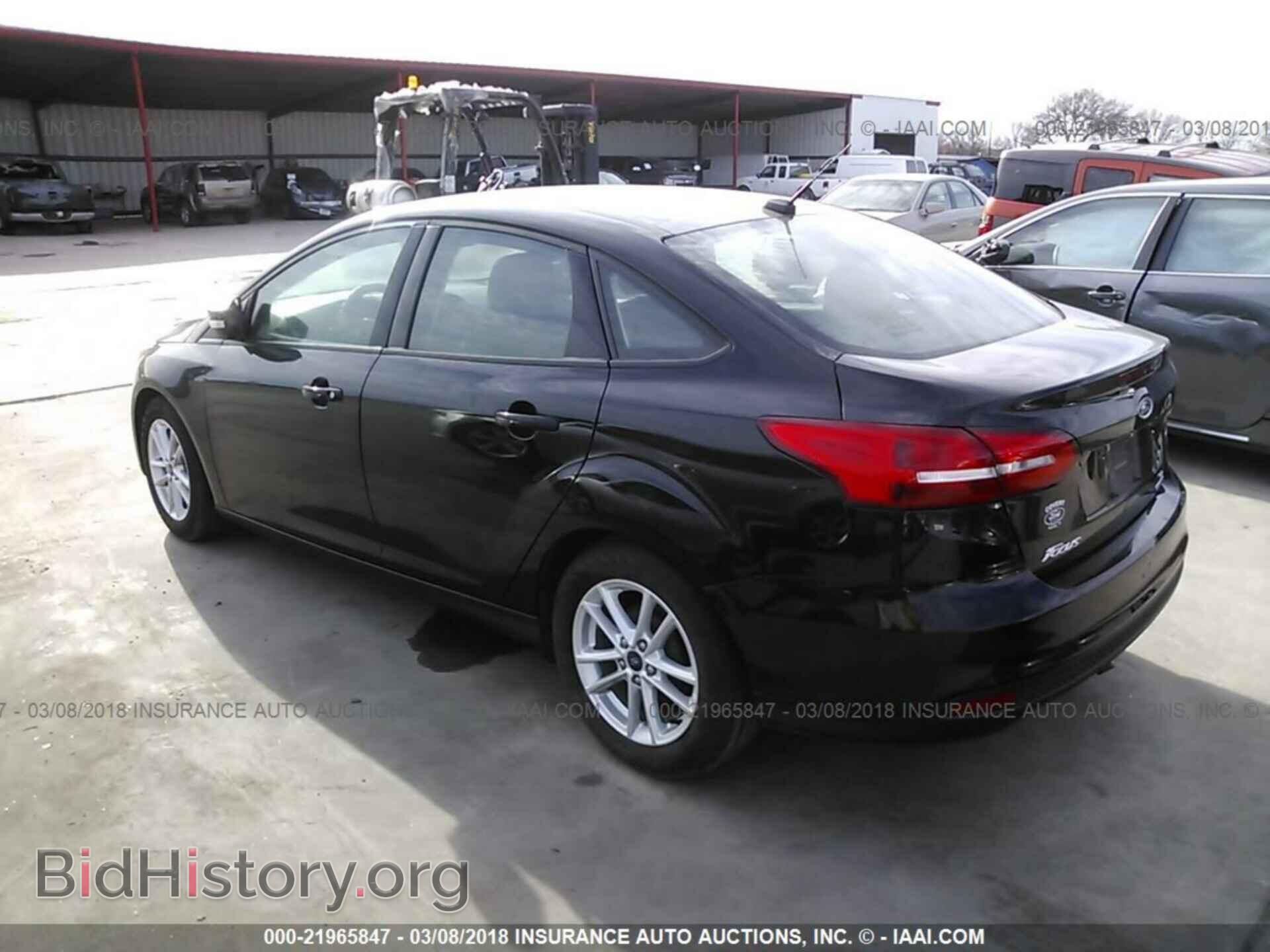 2016 Ford Focus - VIN: 1FADP3F26GL360508 - Фото 3