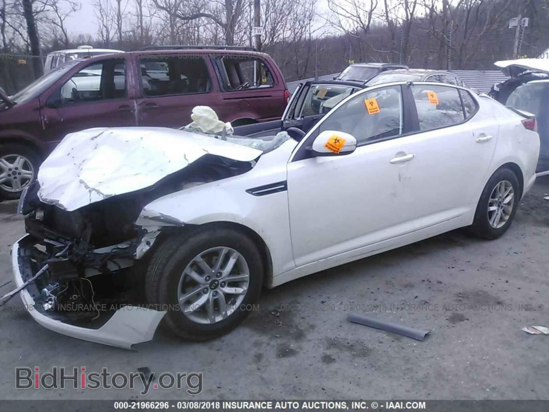 2011 Kia Optima - VIN: KNAGM4A73B5154940 - Фото 2