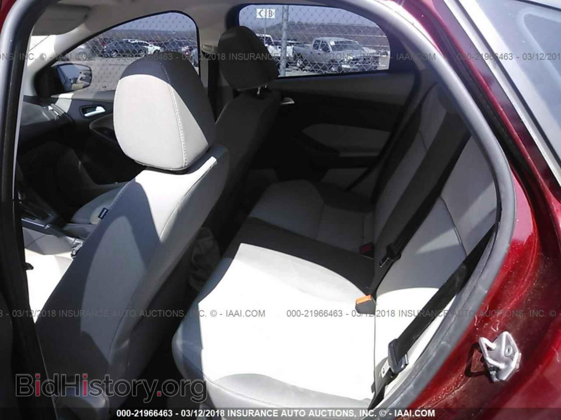 2013 Ford Focus - VIN: 1FADP3F28DL279604 - Photo 8