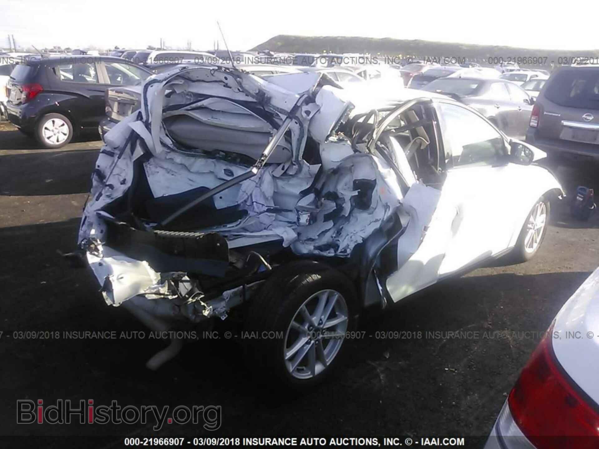 2015 Ford Focus - VIN: 1FADP3K26FL319817 - Photo 4