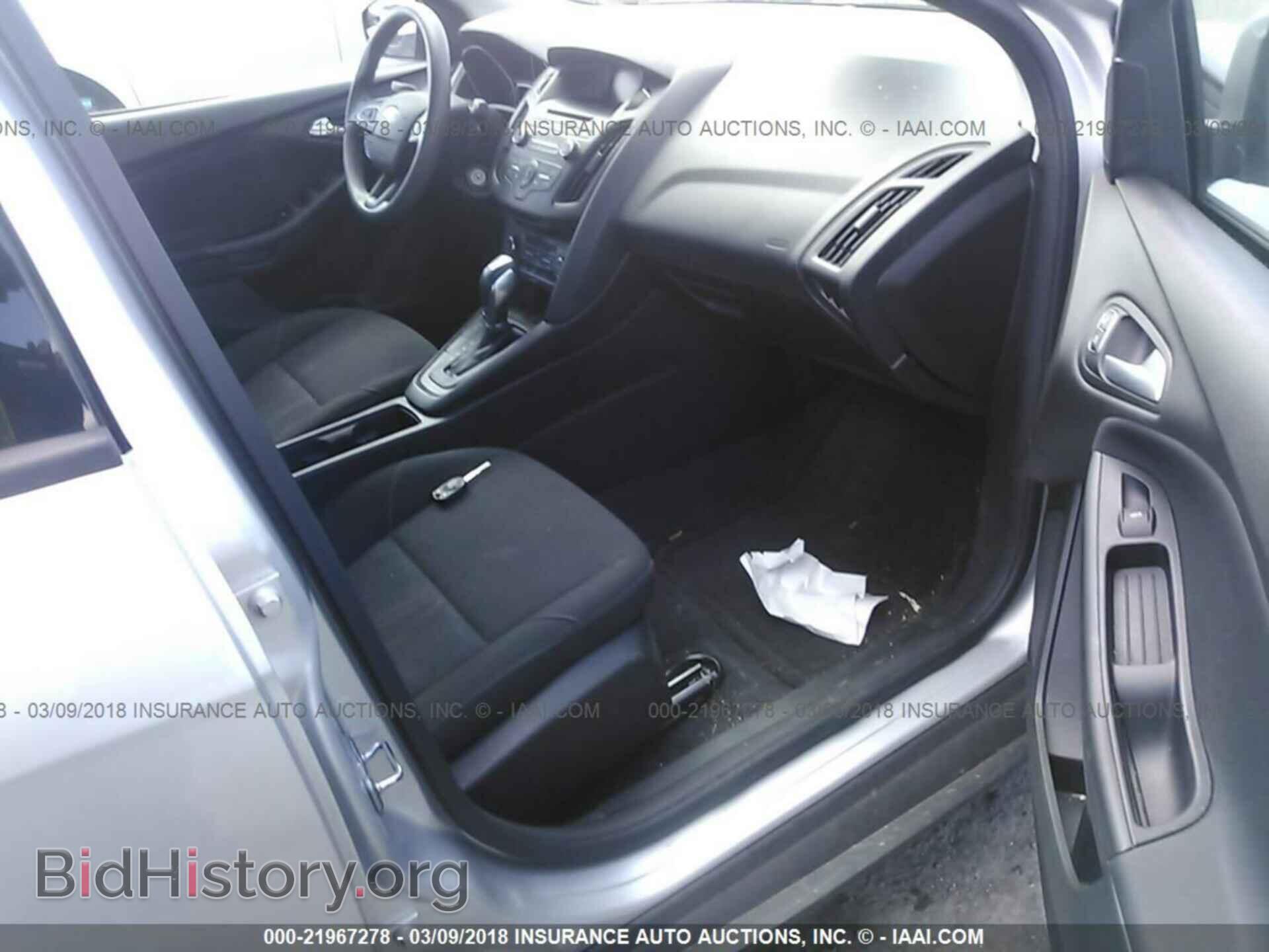 2016 Ford Focus - VIN: 1FADP3FE8GL257181 - Фото 5