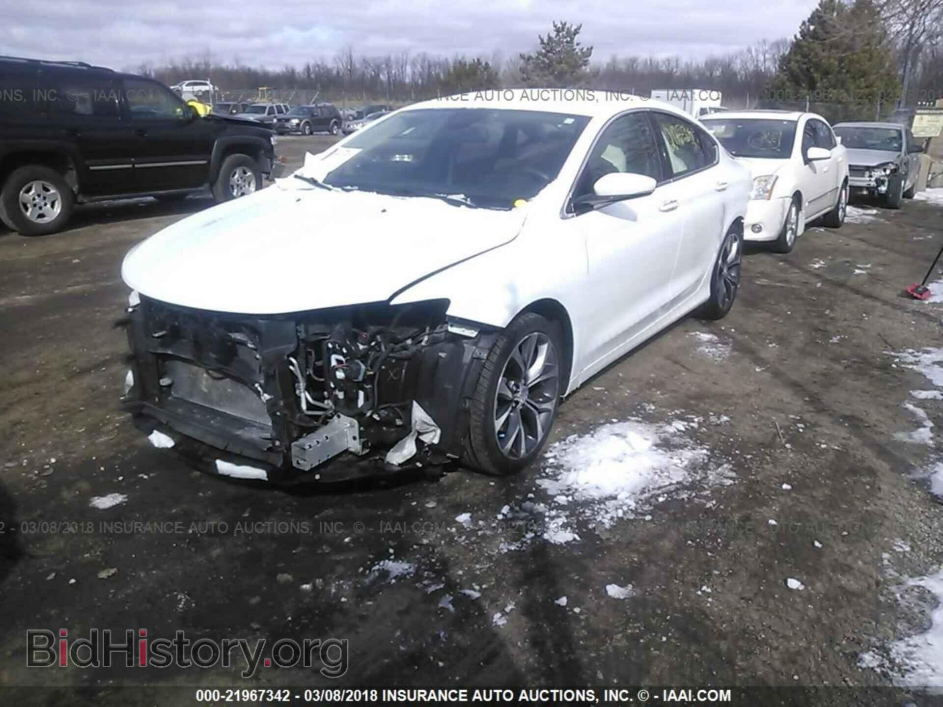 2015 Chrysler 200 - VIN: 1C3CCCCG5FN565102 - Фото 2