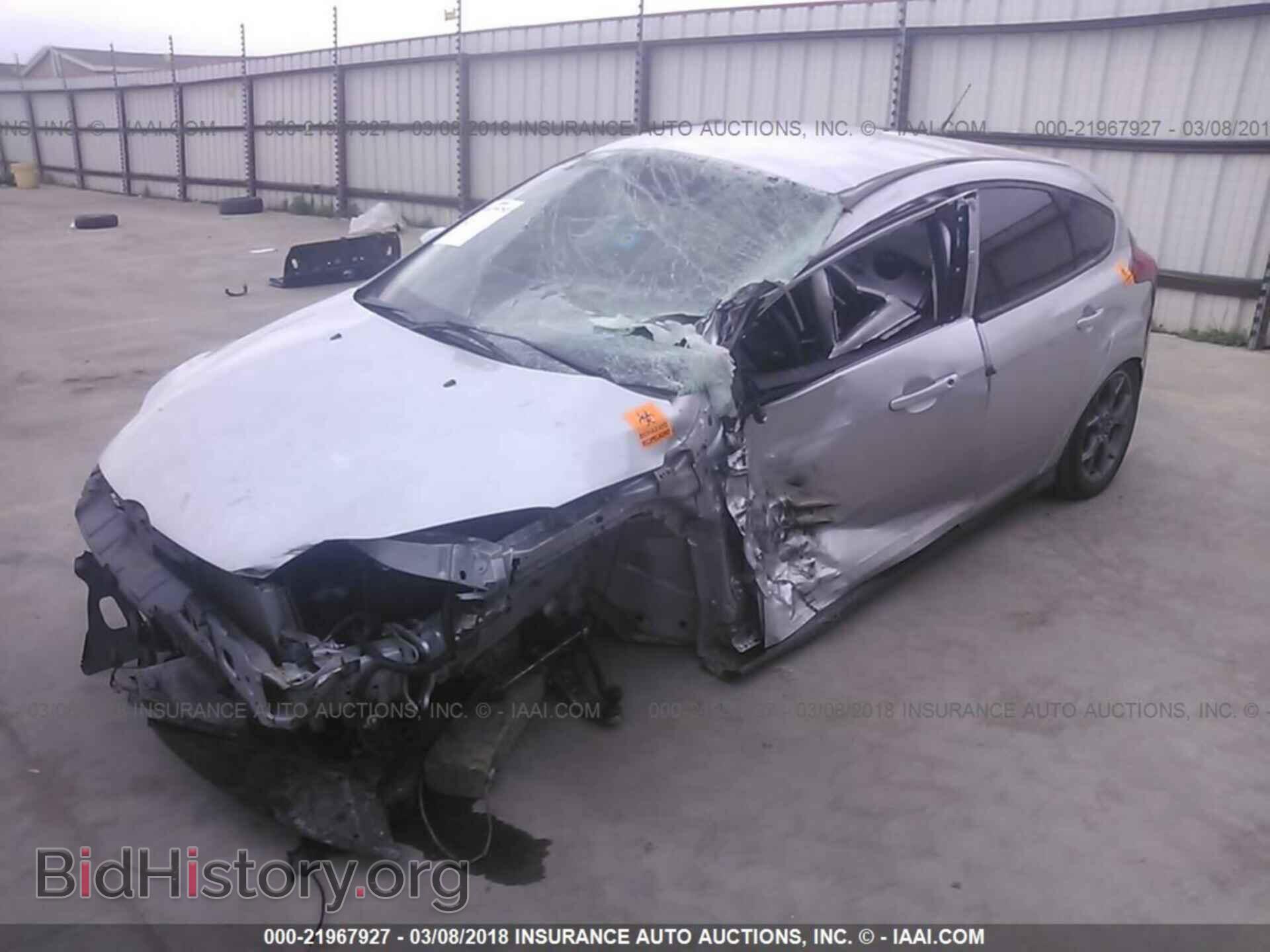 2014 Ford Focus - VIN: 1FADP3K22EL348505 - Фото 2