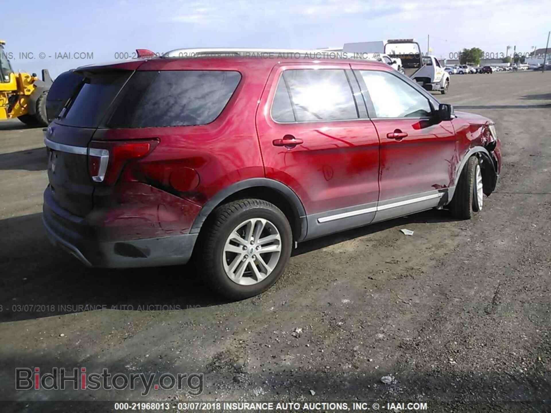 2017 Ford Explorer - VIN: 1FM5K7D83HGD02678 - Photo 4