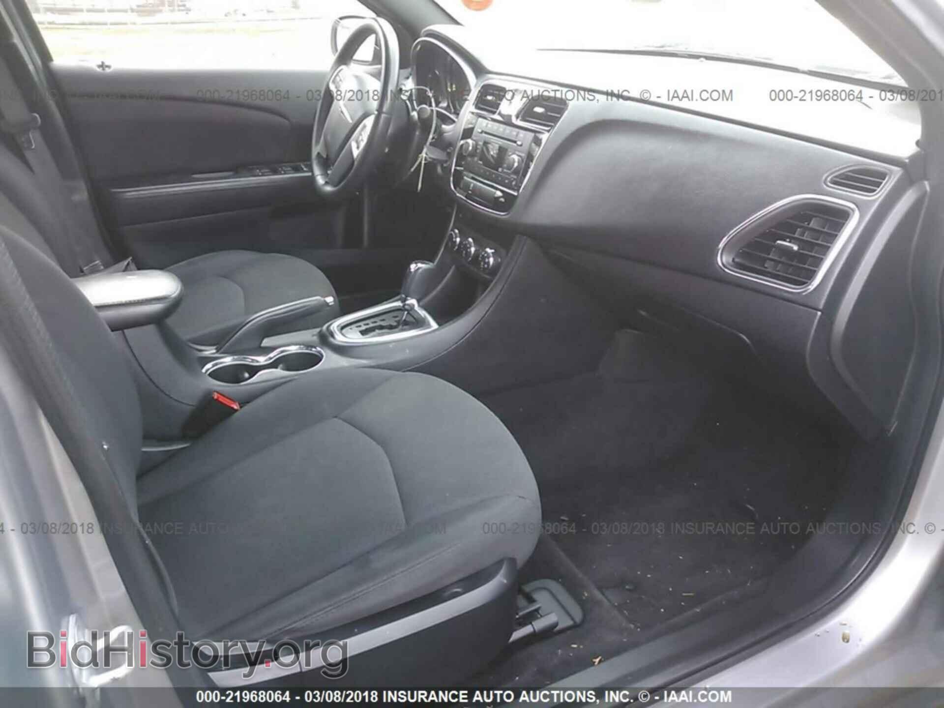 2013 Chrysler 200 - VIN: 1C3CCBBB3DN584437 - Photo 5
