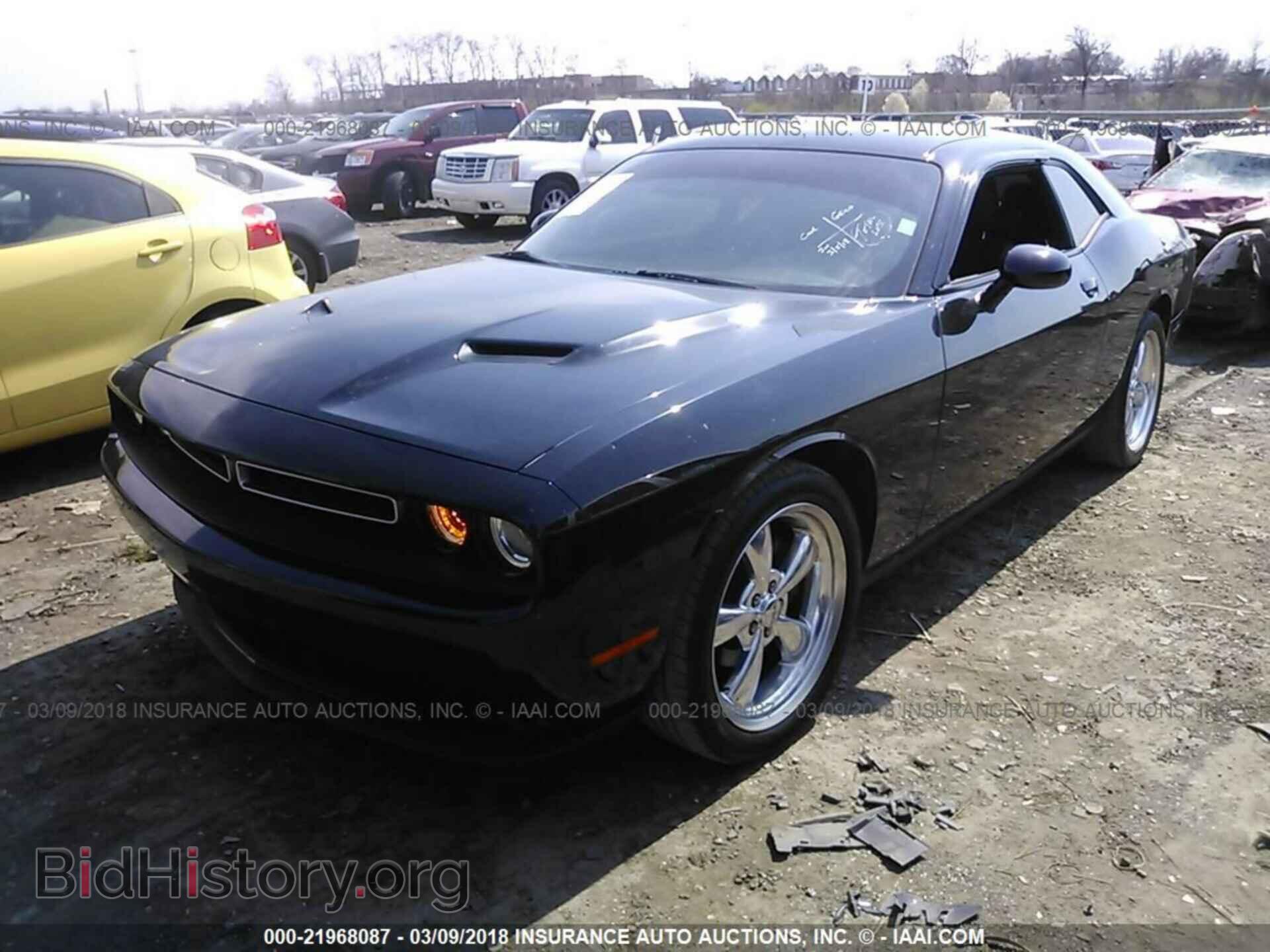 2015 Dodge Challenger - VIN: 2C3CDZAG8FH730930 - Photo 2