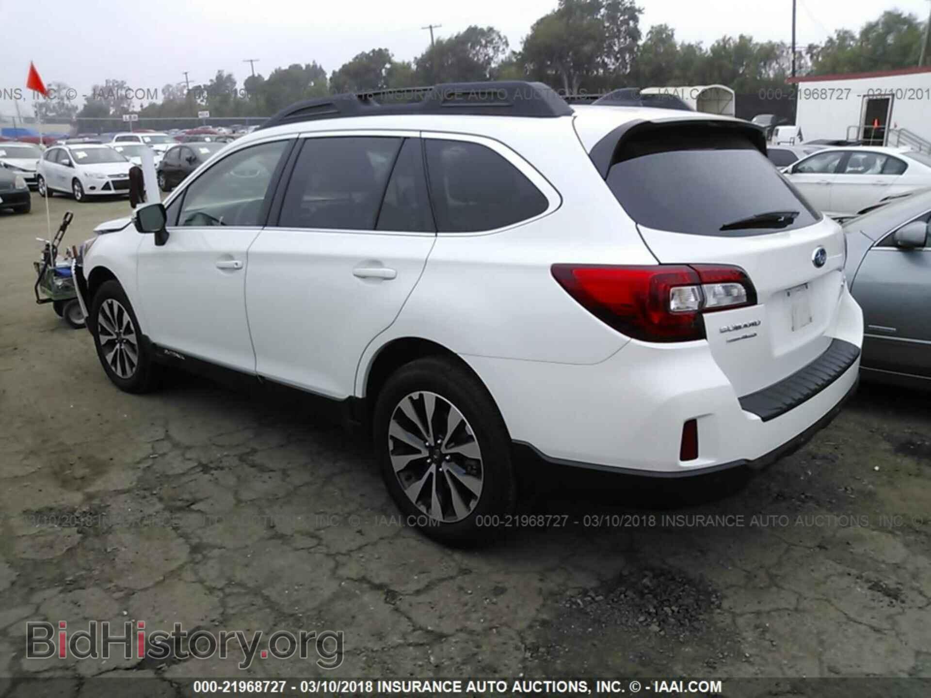 2017 Subaru Outback - VIN: 4S4BSANC7H3350825 - Фото 3