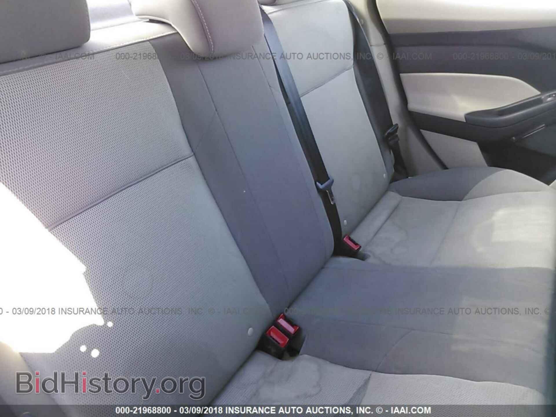2012 Ford Focus - VIN: 1FAHP3F2XCL470988 - Photo 8