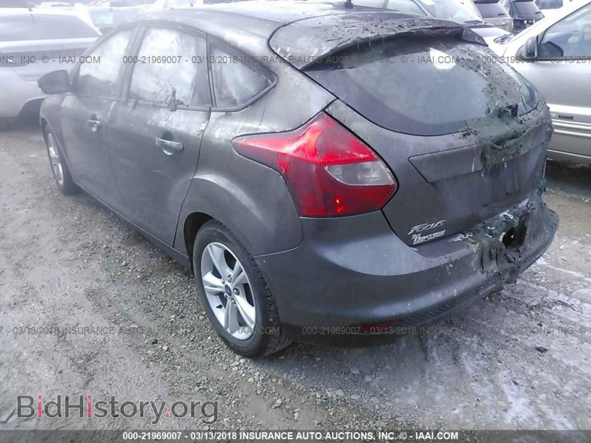 2014 Ford Focus - VIN: 1FADP3K22EL400991 - Photo 3