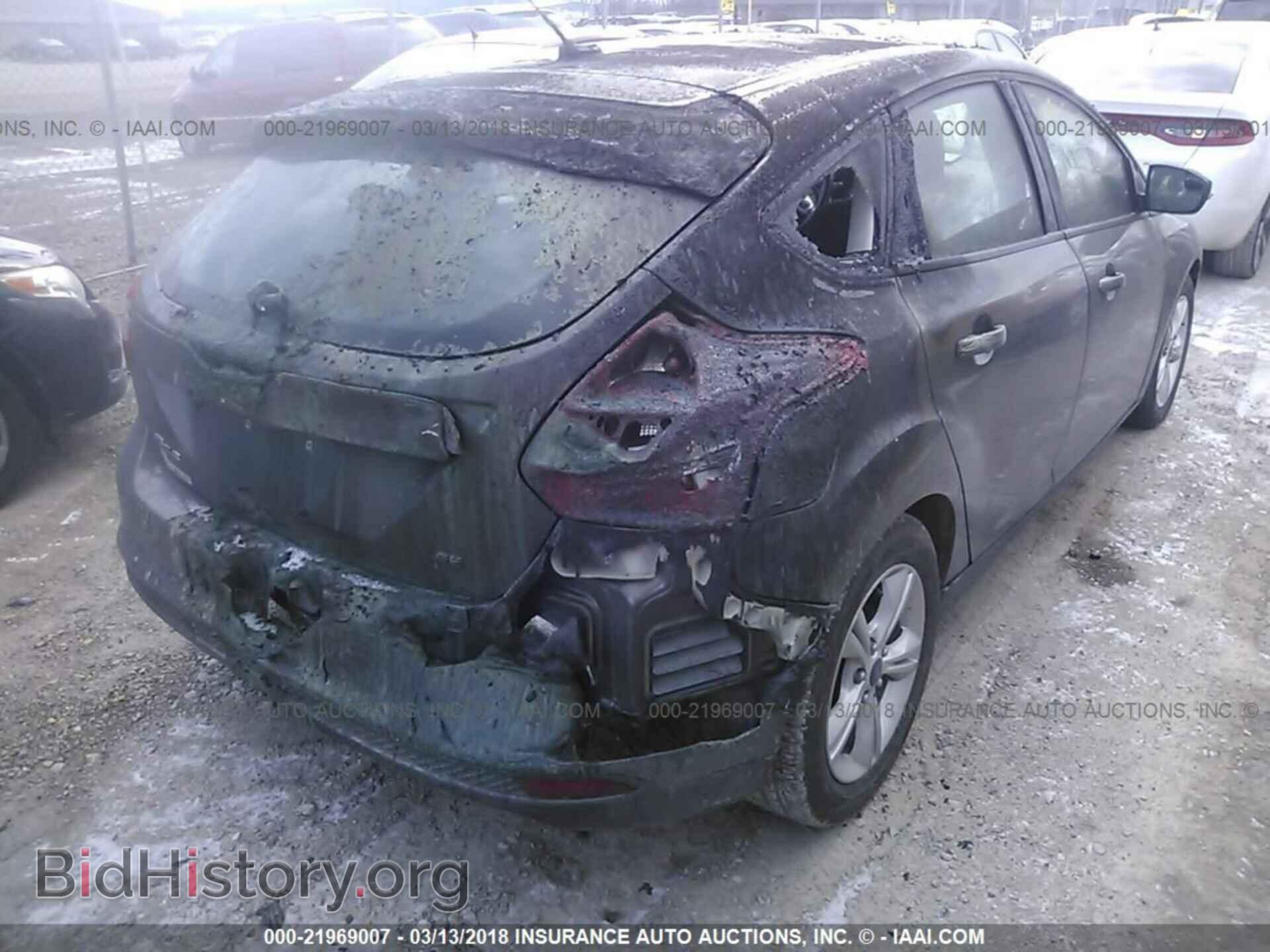 2014 Ford Focus - VIN: 1FADP3K22EL400991 - Photo 4