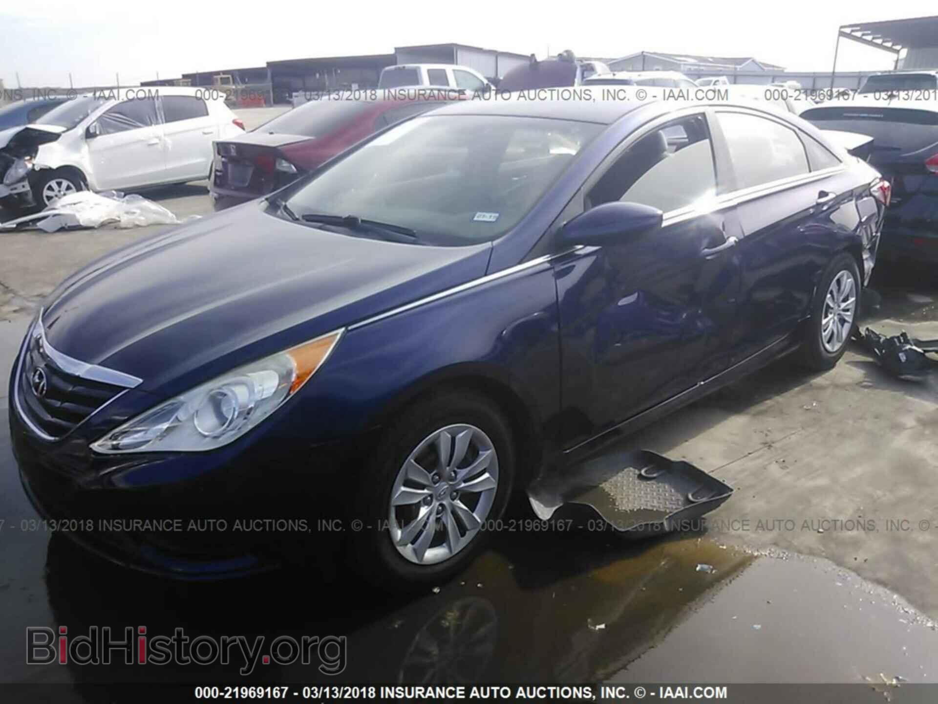 2012 Hyundai Sonata - VIN: 5NPEB4AC8CH334350 - Photo 2