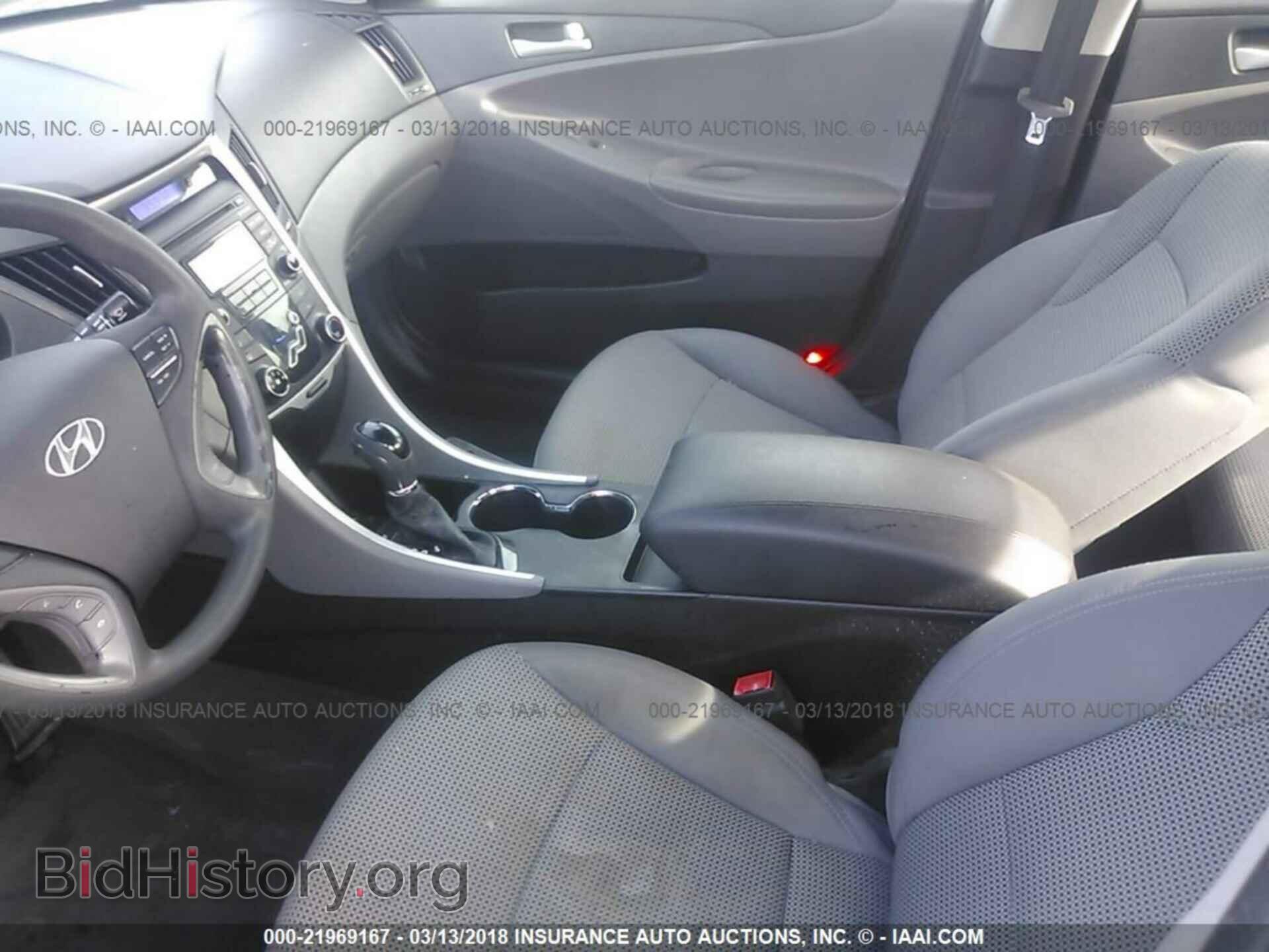 2012 Hyundai Sonata - VIN: 5NPEB4AC8CH334350 - Photo 5