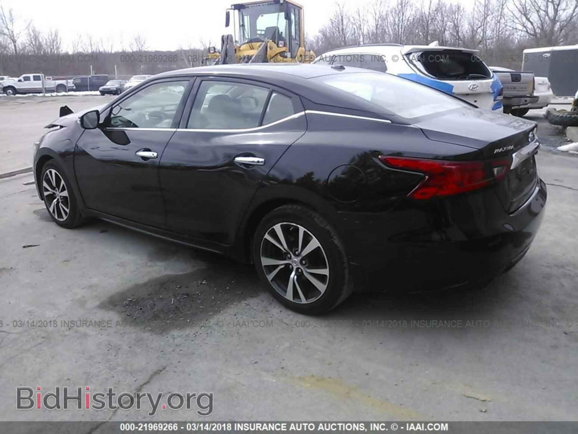 2017 Nissan Maxima - VIN: 1N4AA6AP7HC413677 - Photo 3
