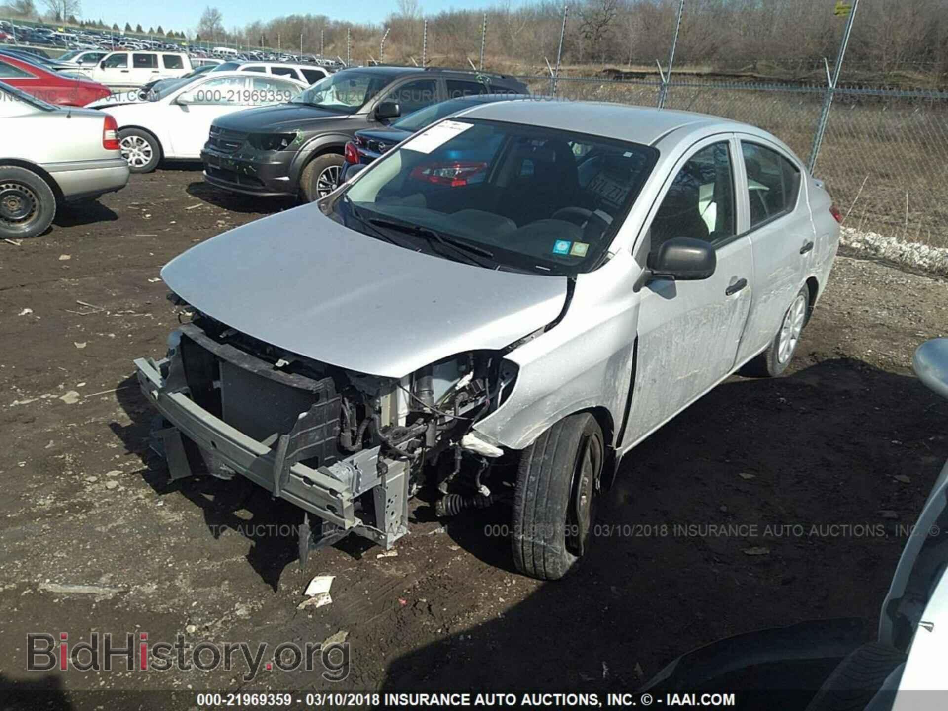 2014 Nissan Versa - VIN: 3N1CN7AP1EL837744 - Photo 2