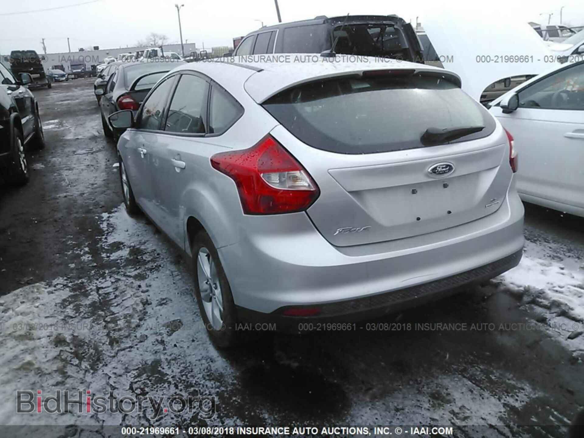 2014 Ford Focus - VIN: 1FADP3K24EL405724 - Фото 3