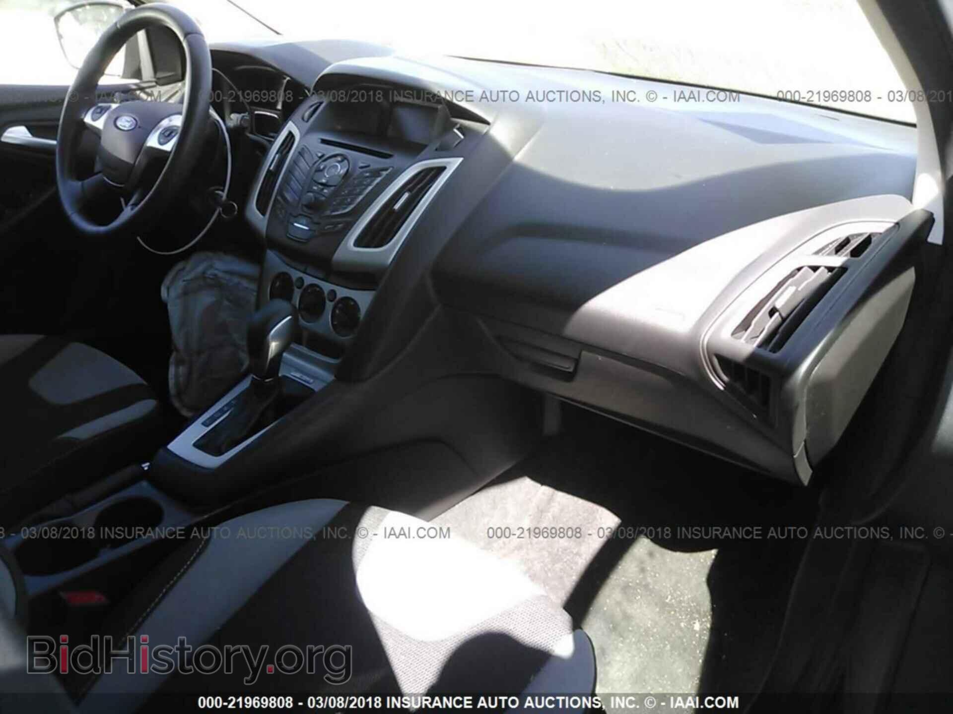 2014 Ford Focus - VIN: 1FADP3K28EL448060 - Photo 5