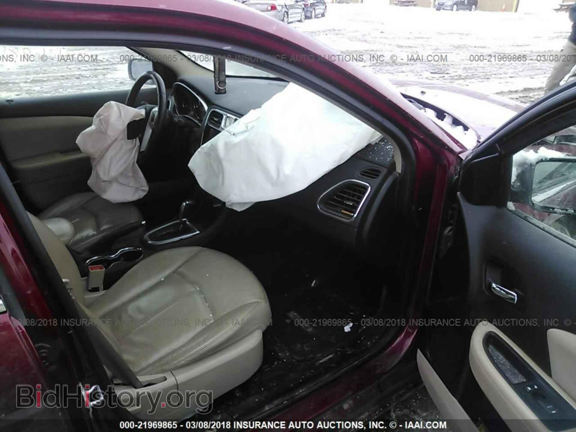2012 Chrysler 200 - VIN: 1C3CCBCB1CN283792 - Photo 5