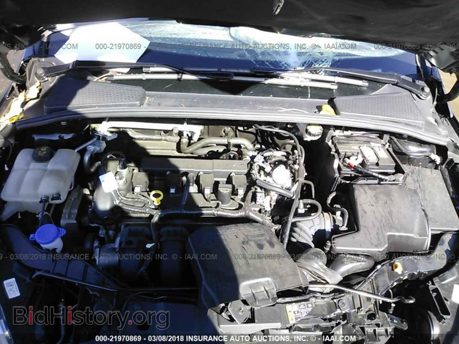 2016 Ford Focus - VIN: 1FADP3F21GL357385 - Photo 10