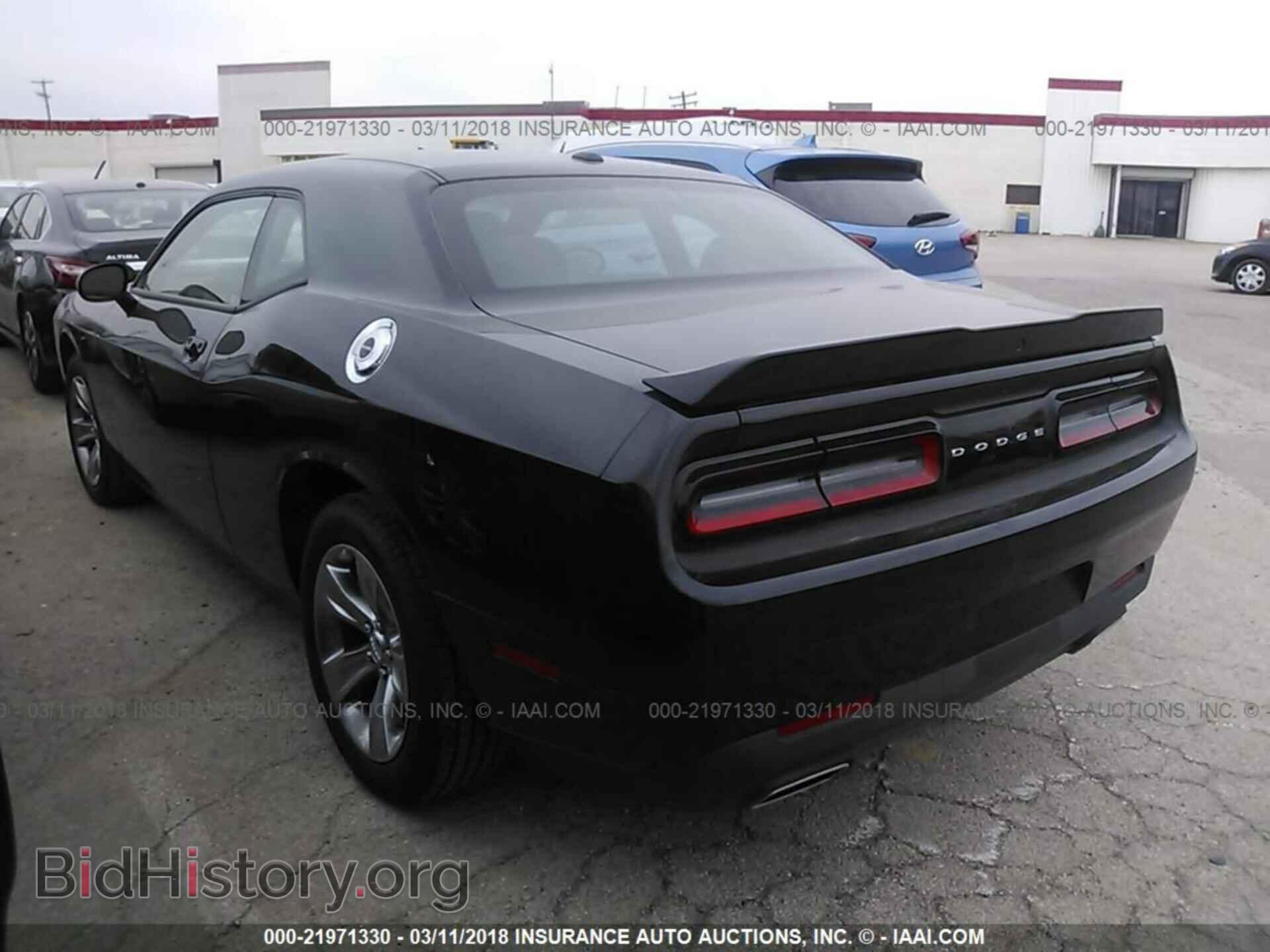2018 Dodge Challenger - VIN: 2C3CDZAG4JH236234 - Photo 3