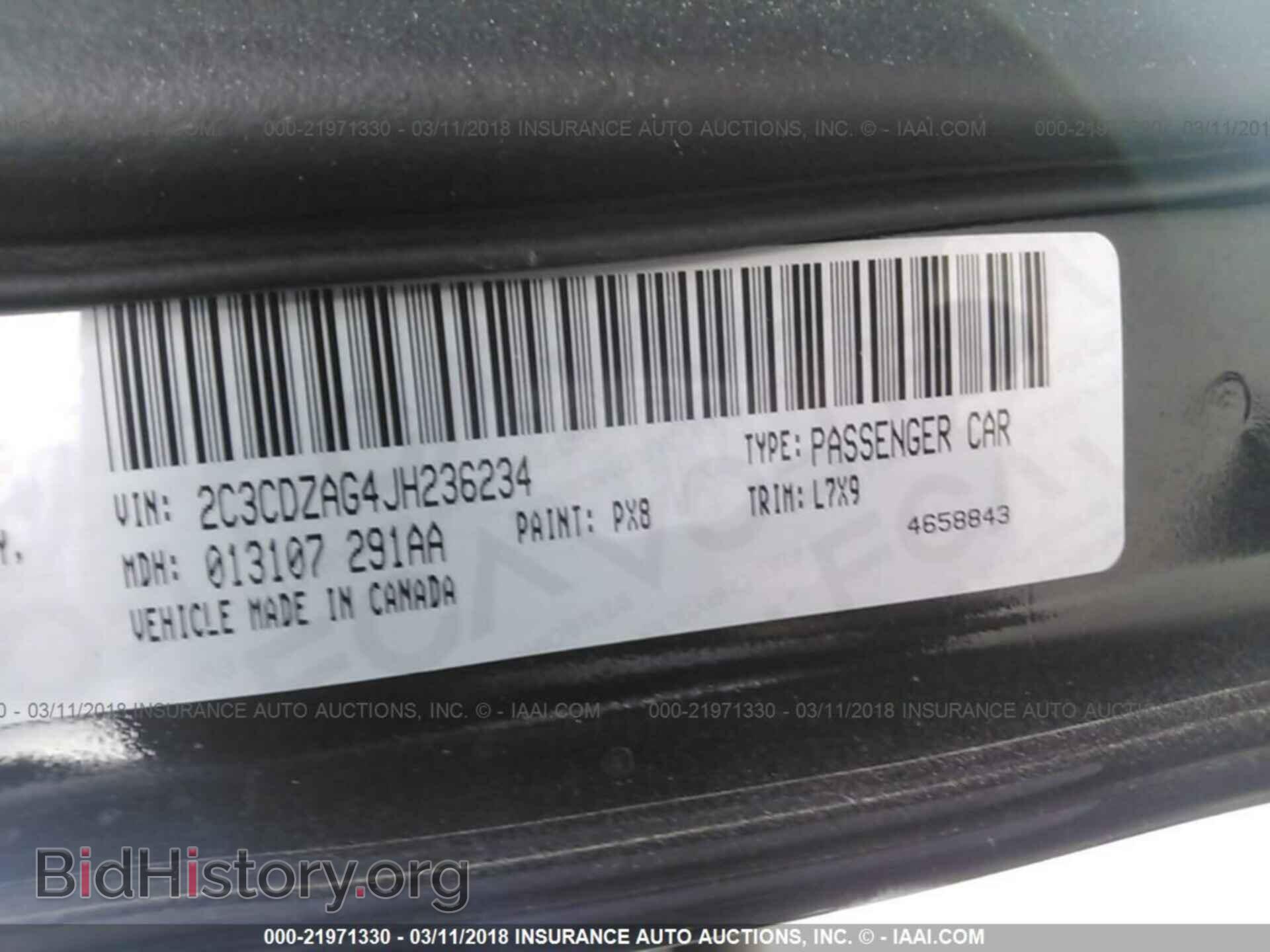 2018 Dodge Challenger - VIN: 2C3CDZAG4JH236234 - Photo 9