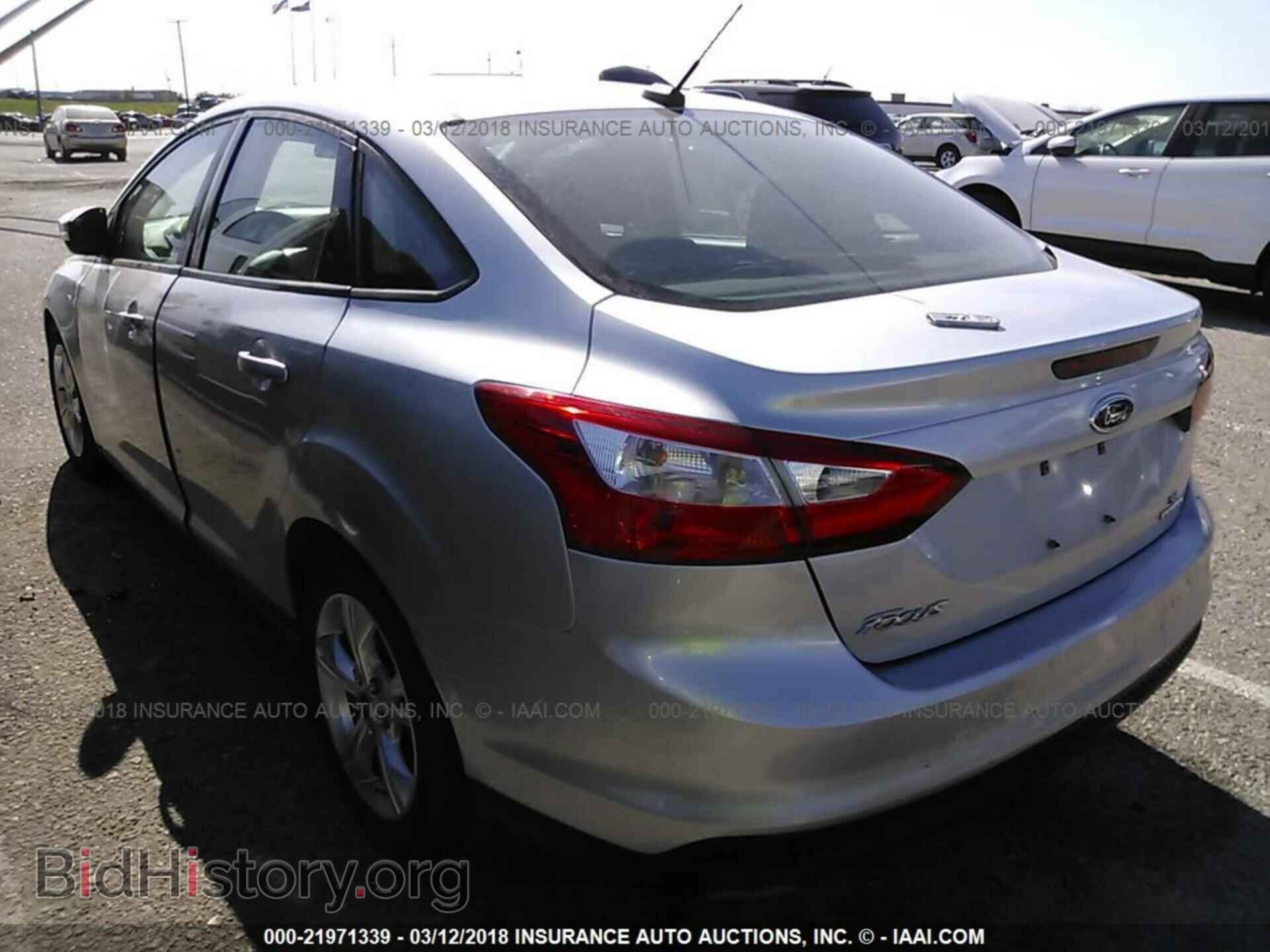 2014 Ford Focus - VIN: 1FADP3F25EL295728 - Фото 3