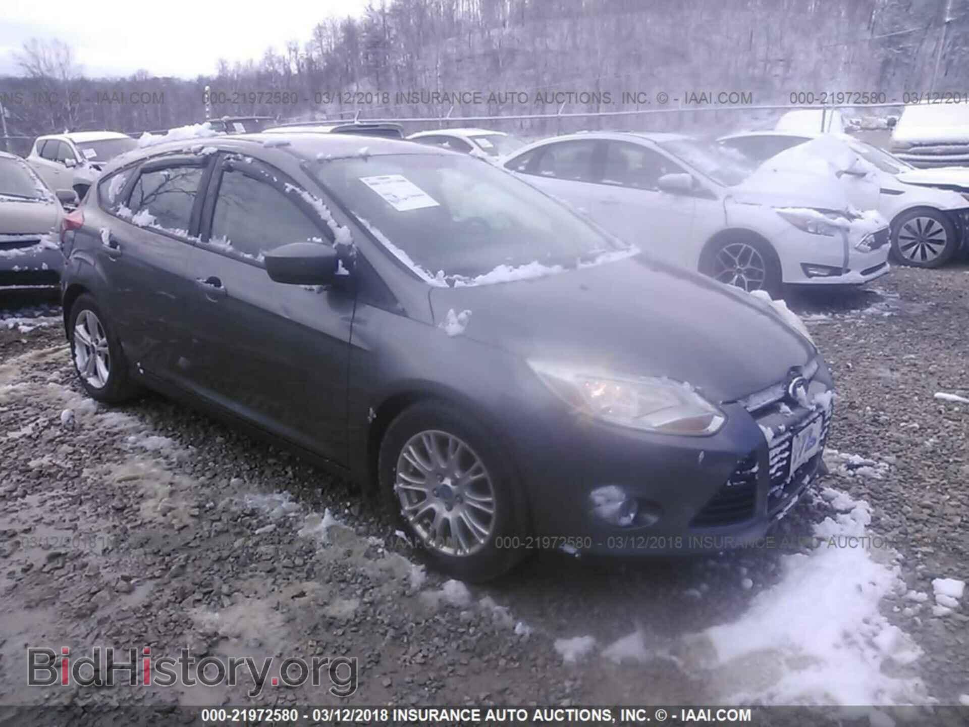 Photo 1FAHP3K28CL106980 - Ford Focus 2012