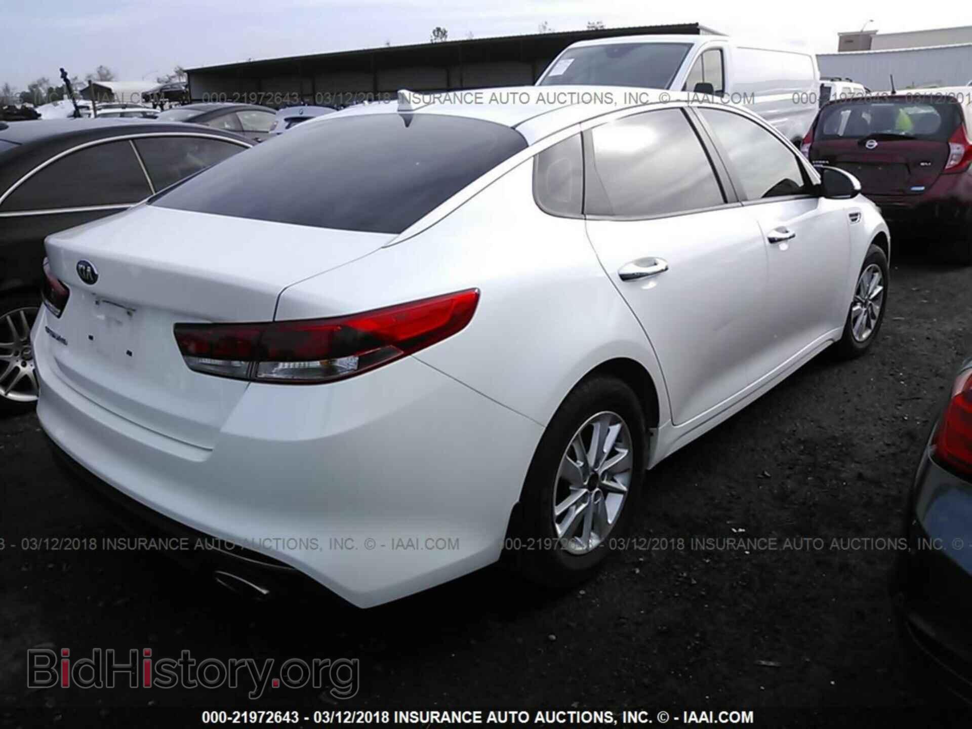 2016 Kia Optima - VIN: KNAGT4L32G5095609 - Photo 4