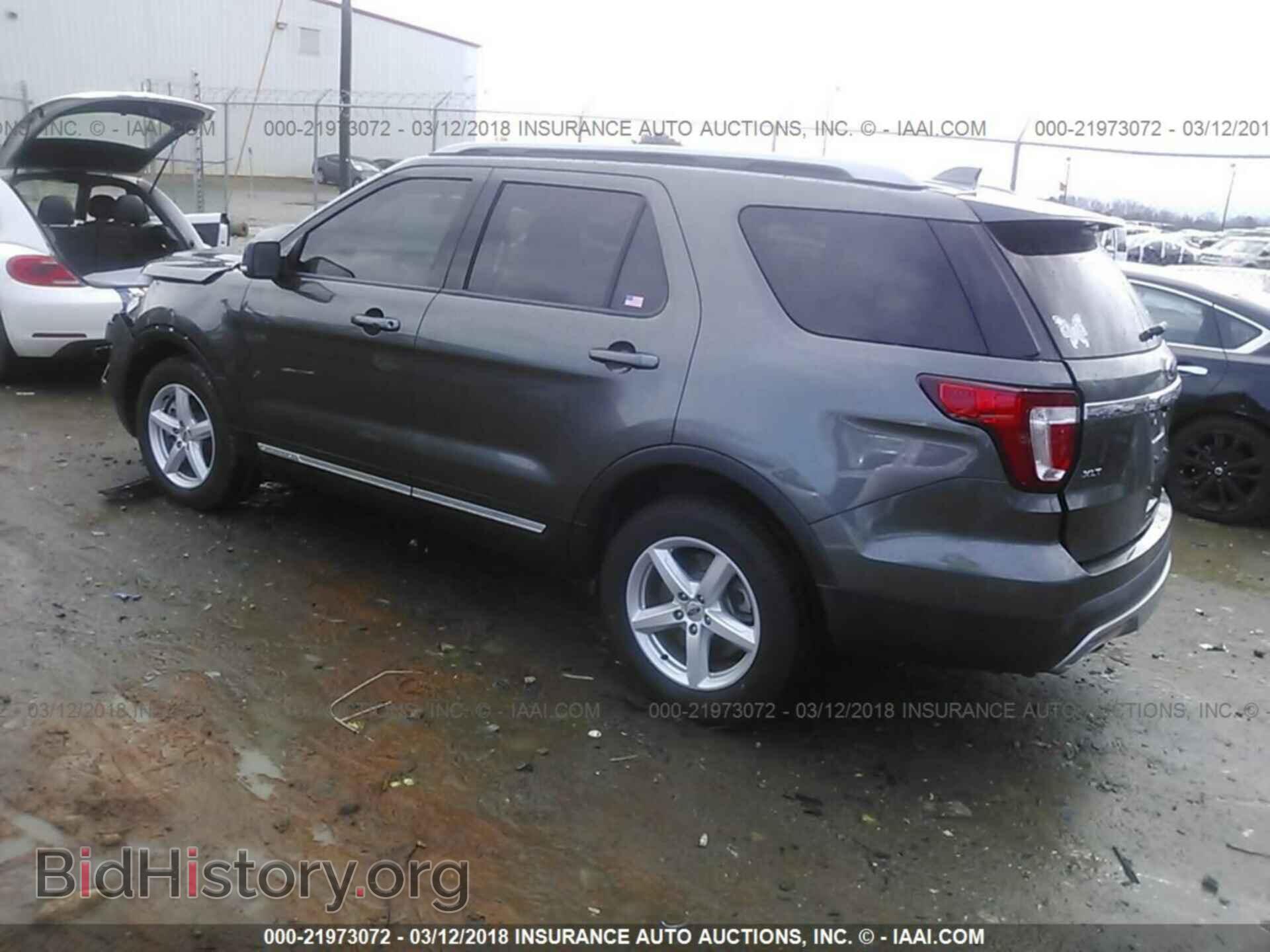2017 Ford Explorer - VIN: 1FM5K8D85HGB03704 - Фото 3