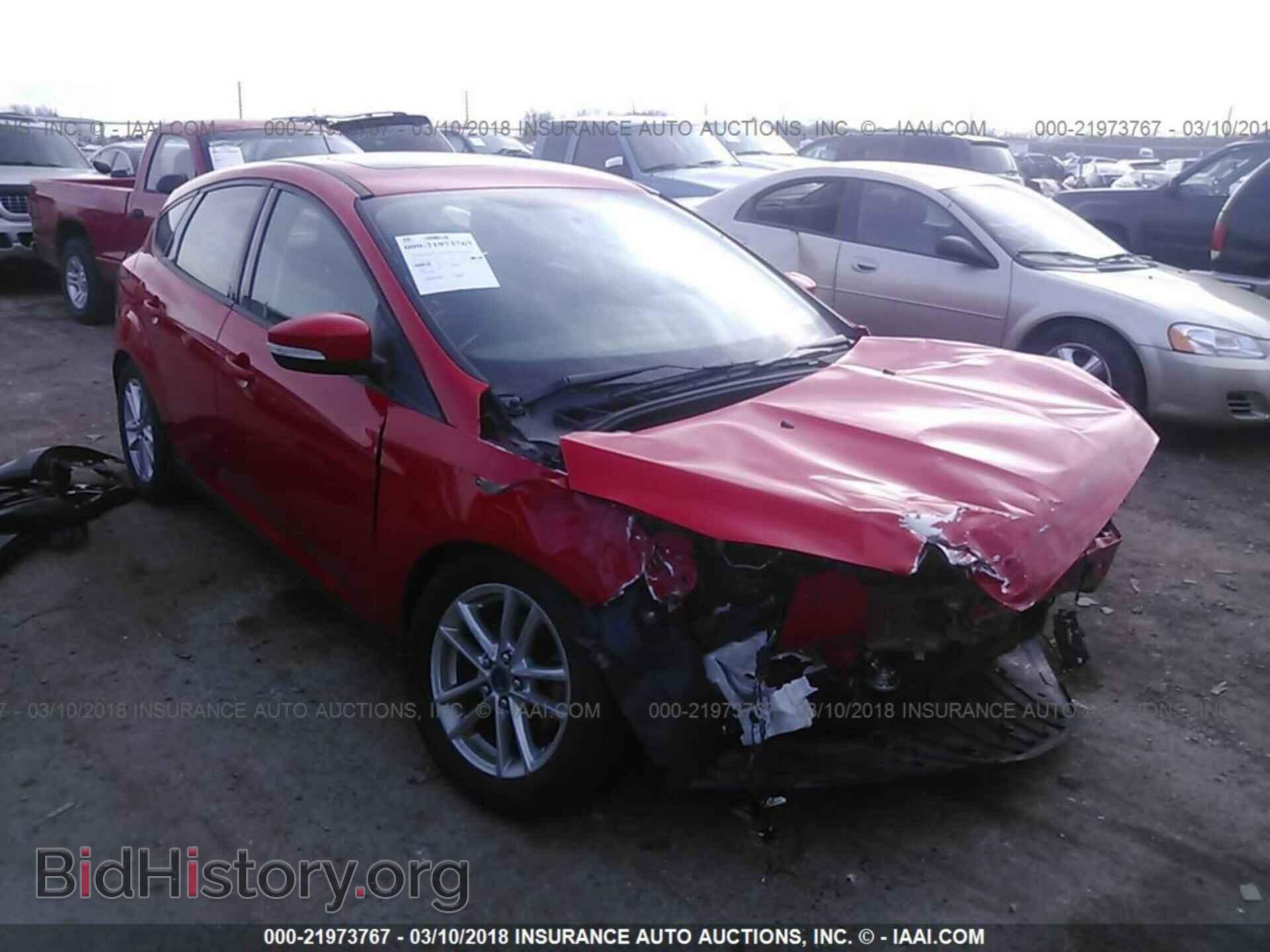 Photo 1FADP3K23GL204142 - Ford Focus 2016