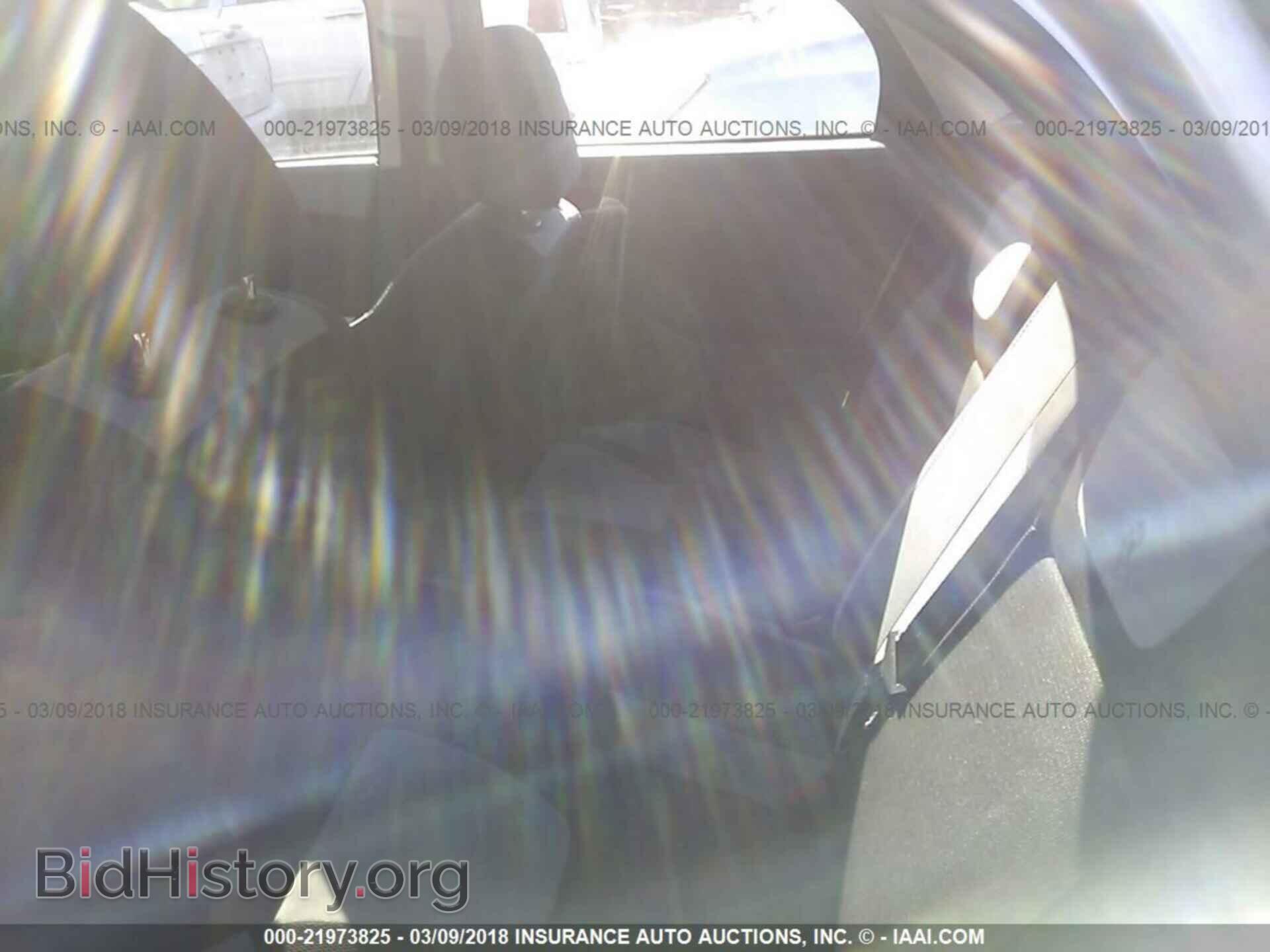 2012 Ford Focus - VIN: 1FAHP3K21CL445001 - Photo 8