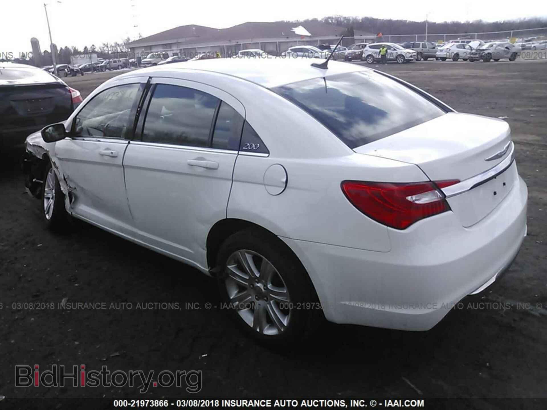 2012 Chrysler 200 - VIN: 1C3CCBBB8CN107730 - Photo 3