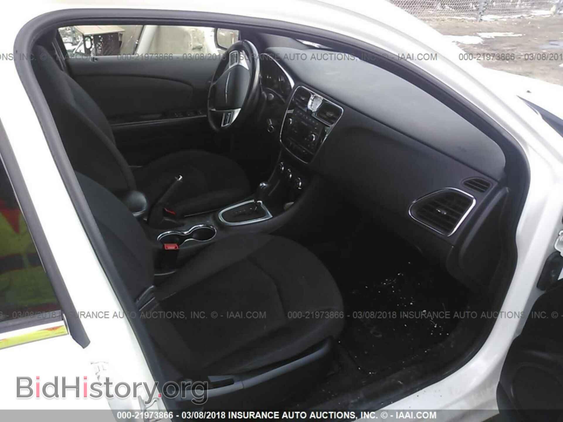 2012 Chrysler 200 - VIN: 1C3CCBBB8CN107730 - Photo 5