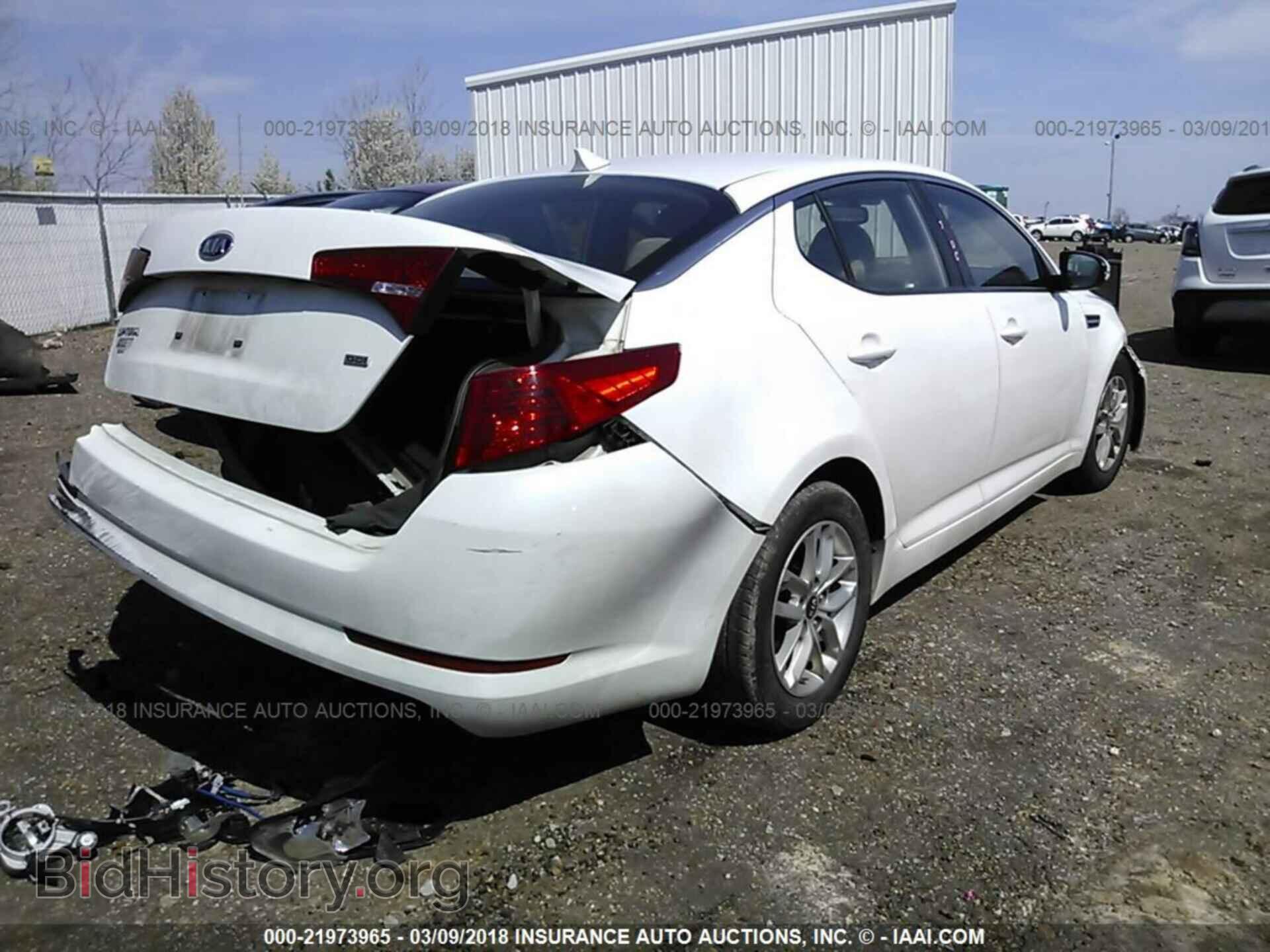 2011 Kia Optima - VIN: KNAGM4A72B5129916 - Photo 4
