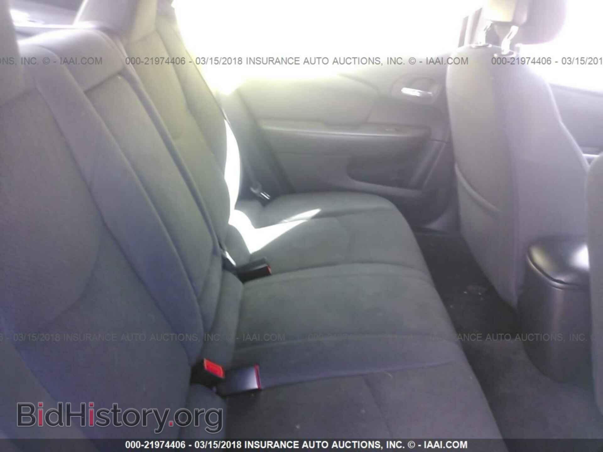 2011 Chrysler 200 - VIN: 1C3BC4FBXBN566810 - Фото 8