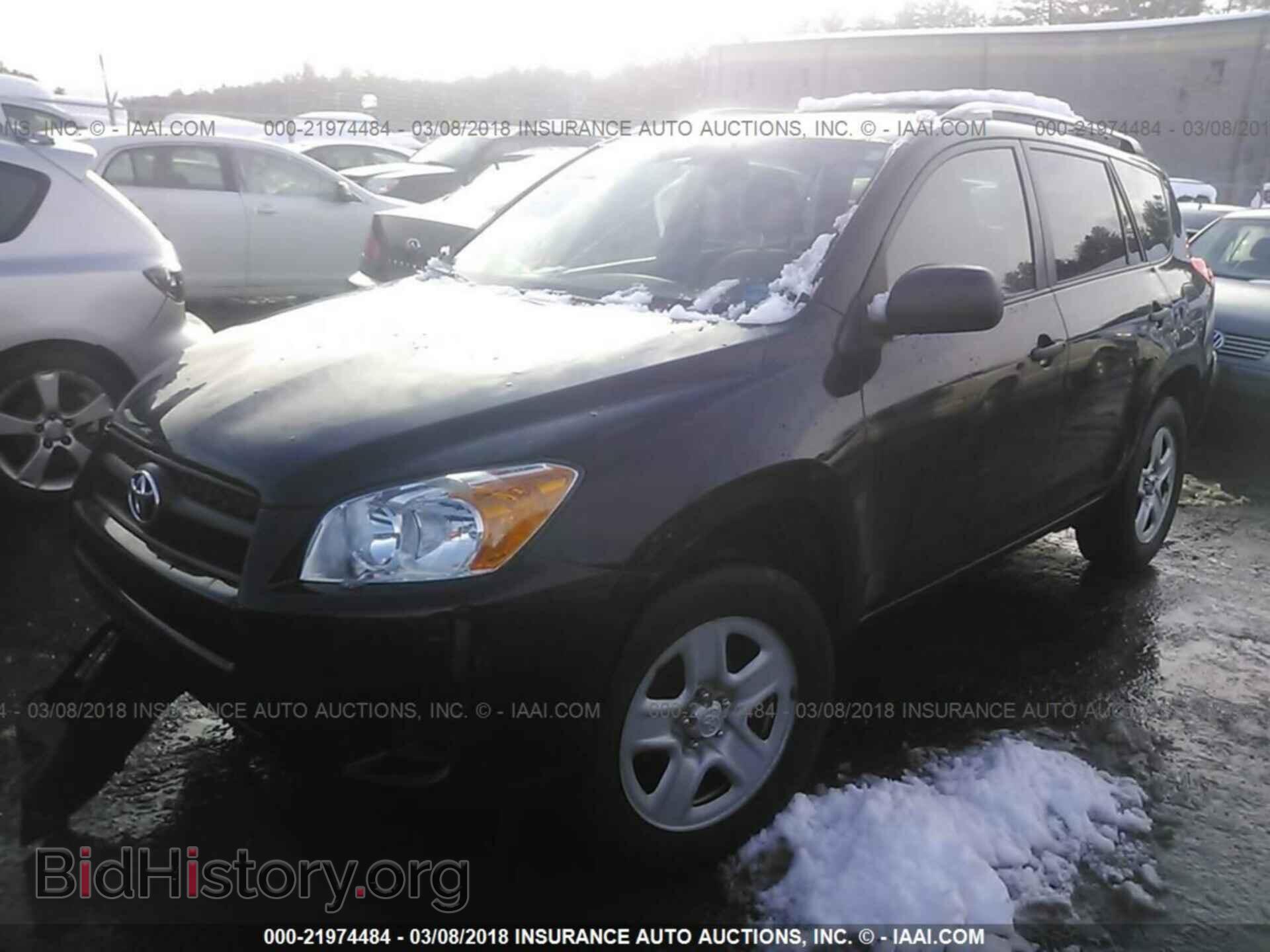 2011 Toyota Rav4 - VIN: 2T3BF4DV2BW169875 - Photo 2