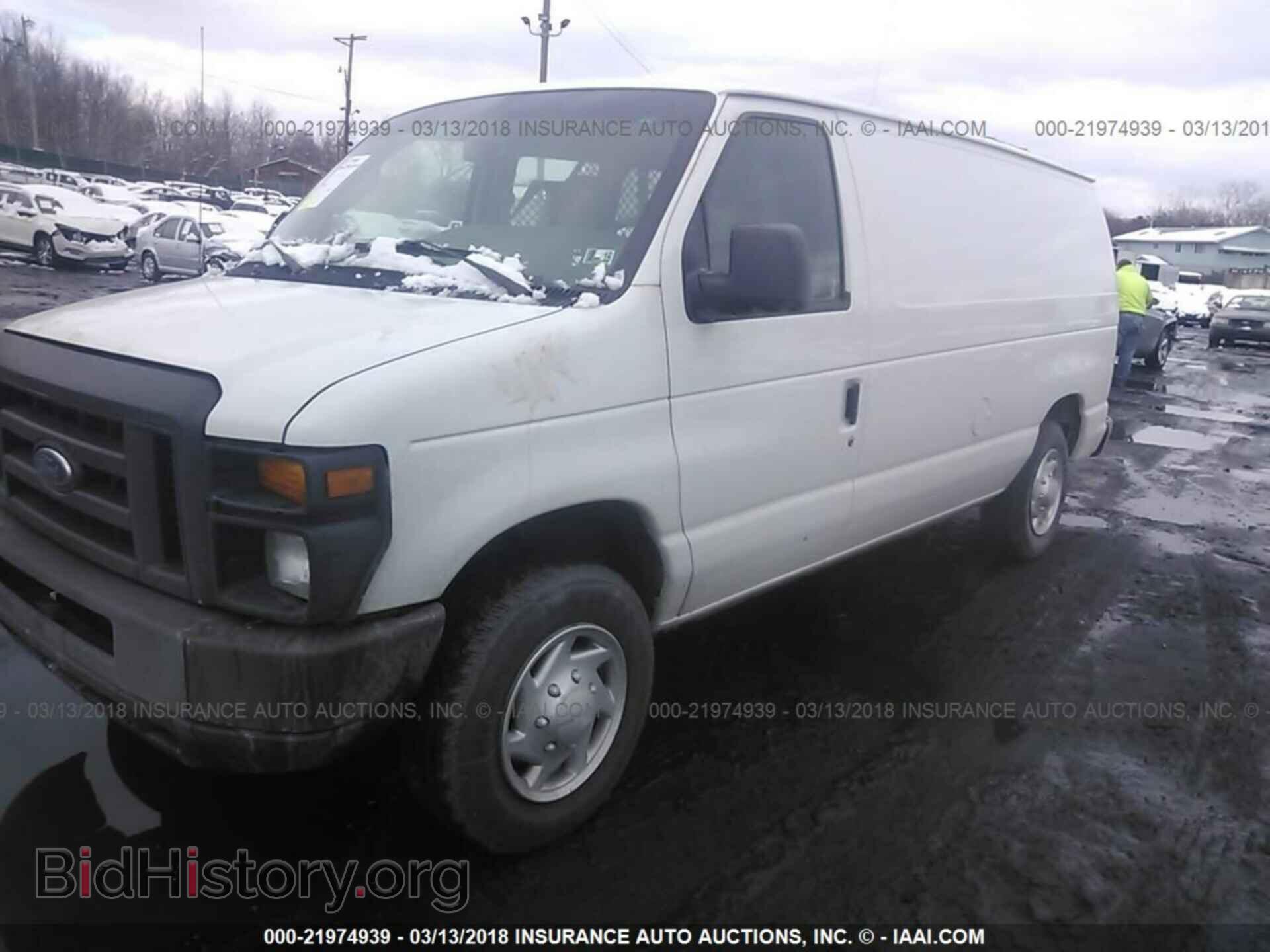 2014 Ford Econoline - VIN: 1FTNE1EW2EDA27338 - Фото 2