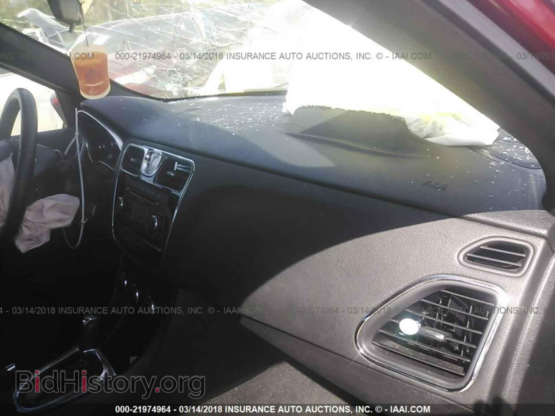 2013 Chrysler 200 - VIN: 1C3CCBBB4DN732904 - Фото 5