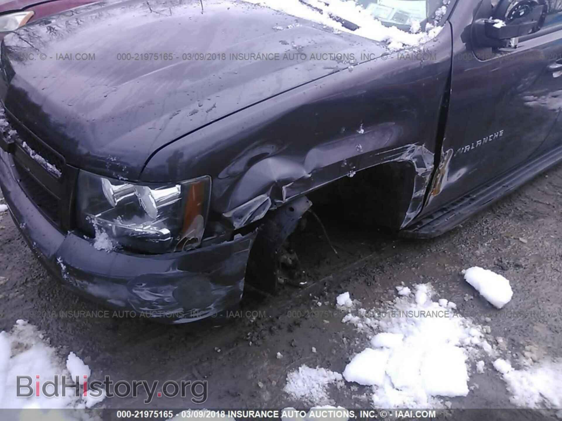 2011 Chevrolet Avalanche - VIN: 3GNTKEE34BG317650 - Фото 6