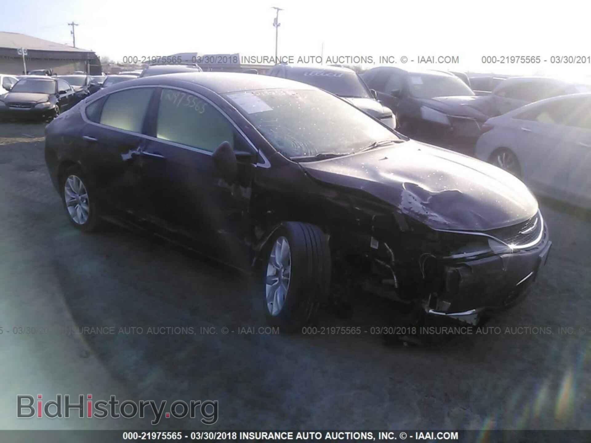 Photo 1C3CCCCB8FN584005 - Chrysler 200 2015