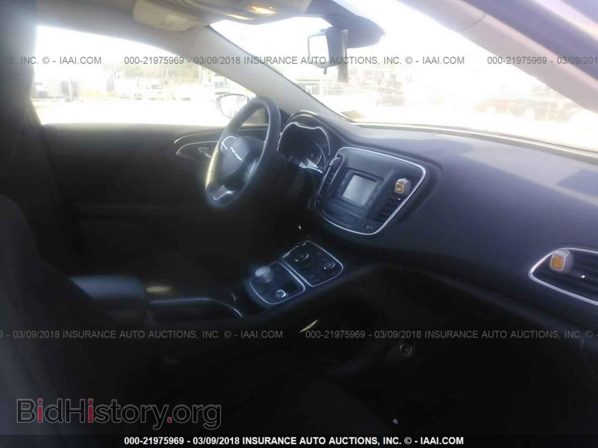 2015 Chrysler 200 - VIN: 1C3CCCAB3FN579801 - Фото 5