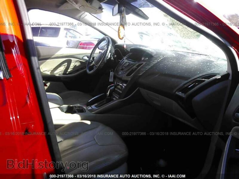 2012 Ford FOCUS (VIN 1FAHP3H2XCL295669) — photo 5 of 10