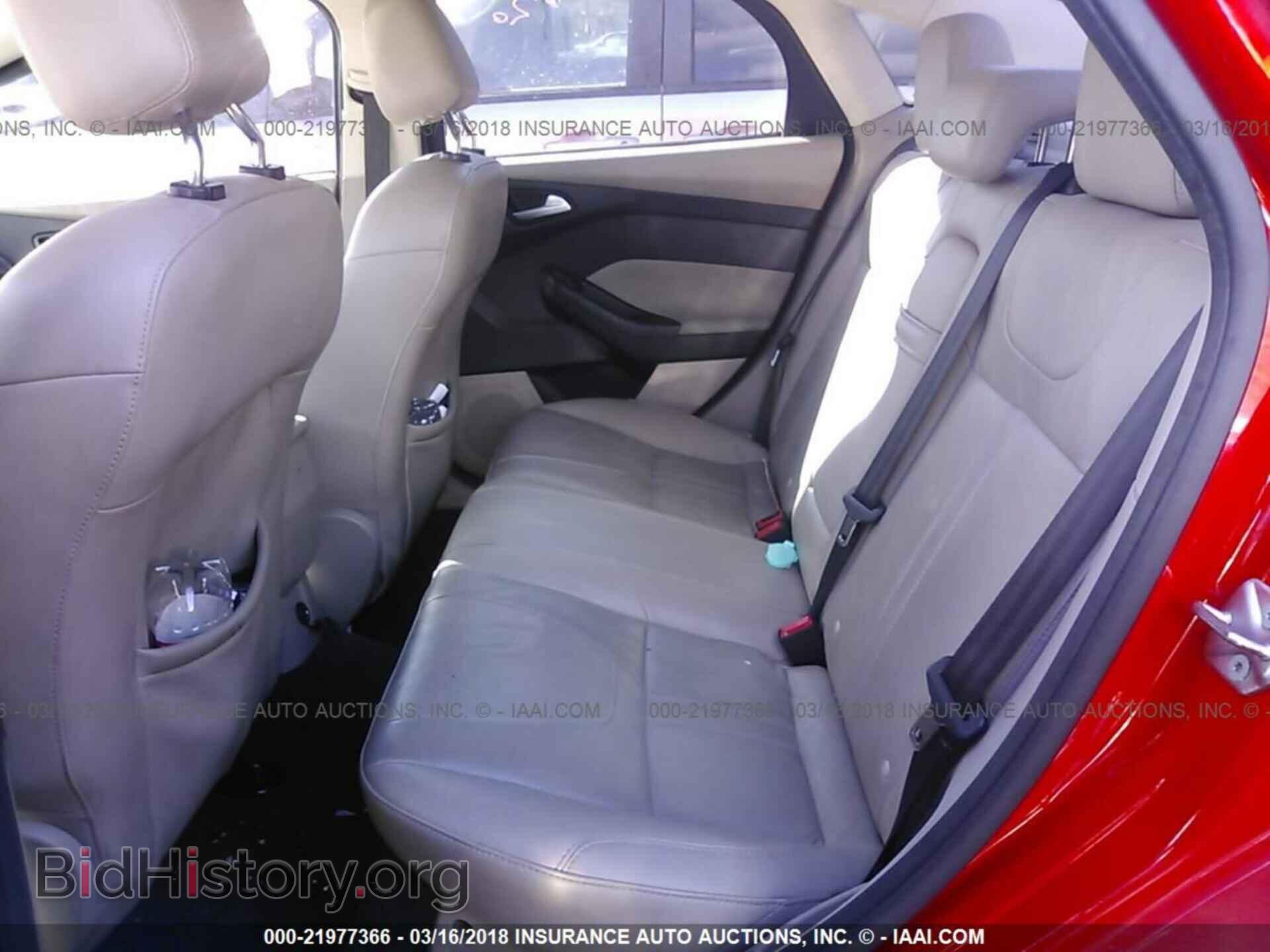 2012 Ford Focus - VIN: 1FAHP3H2XCL295669 - Photo 8