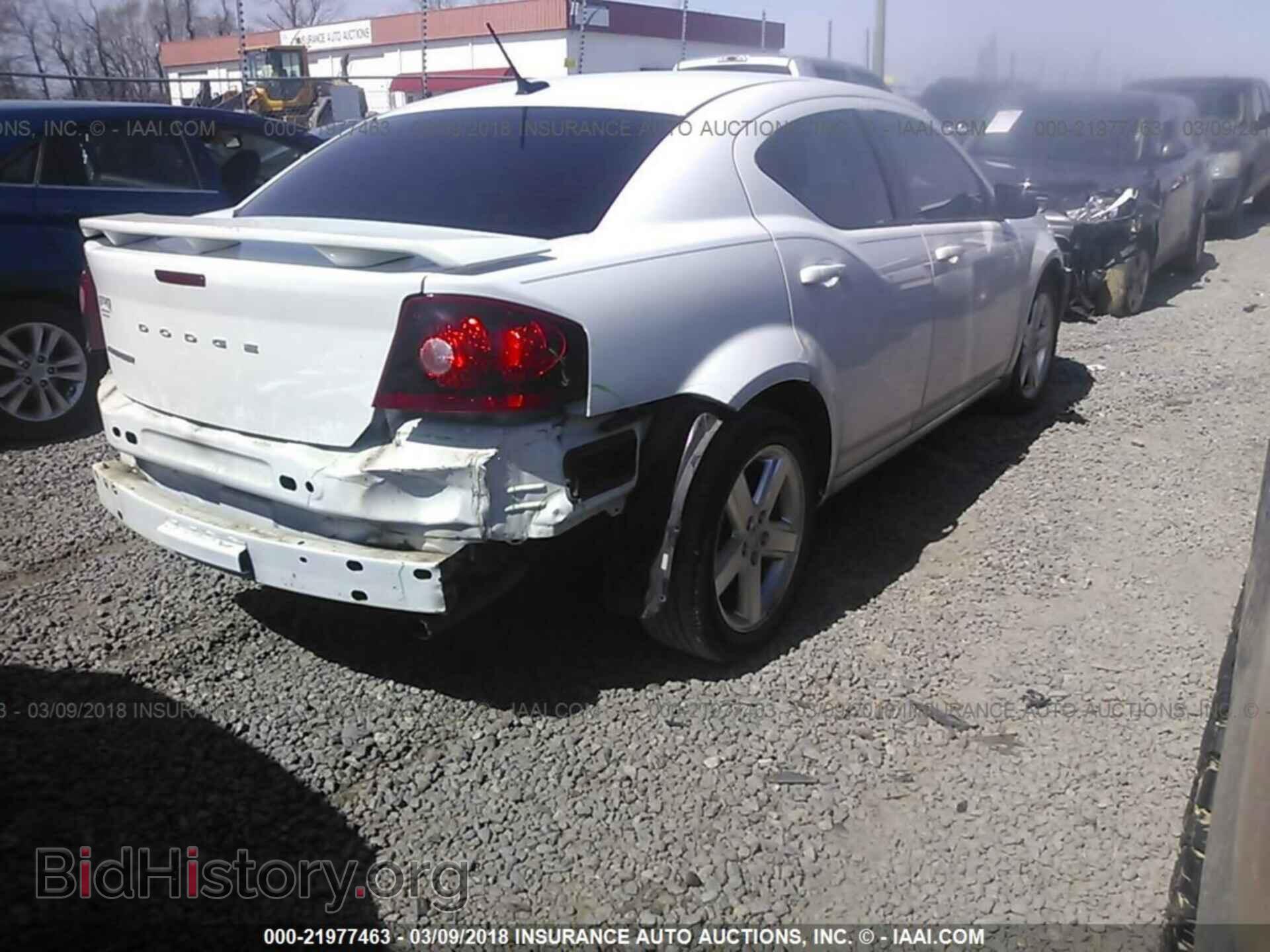 2013 Dodge Avenger - VIN: 1C3CDZAB7DN517377 - Photo 4