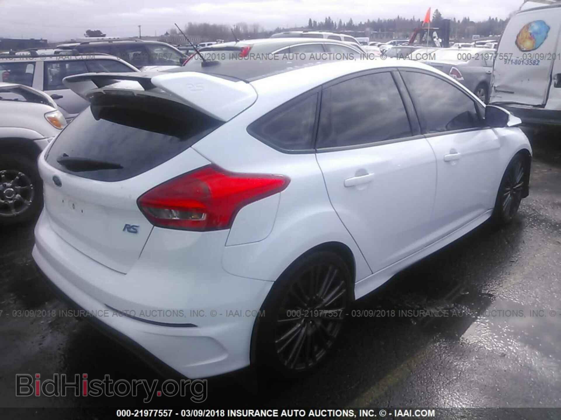 2017 Ford Focus - VIN: WF0DP3TH9H4119439 - Photo 4